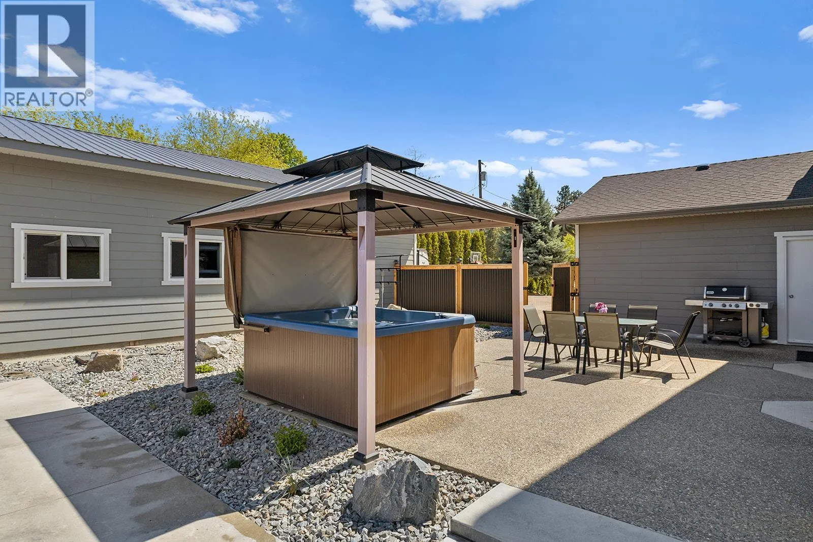 4139 Wallace Hill Road