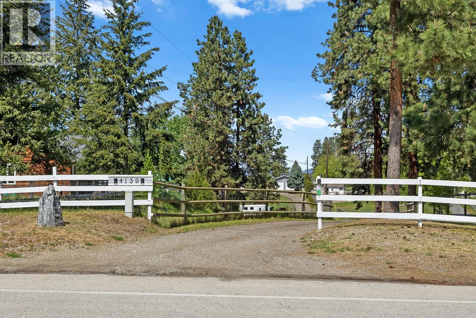 4139 Wallace Hill Road
