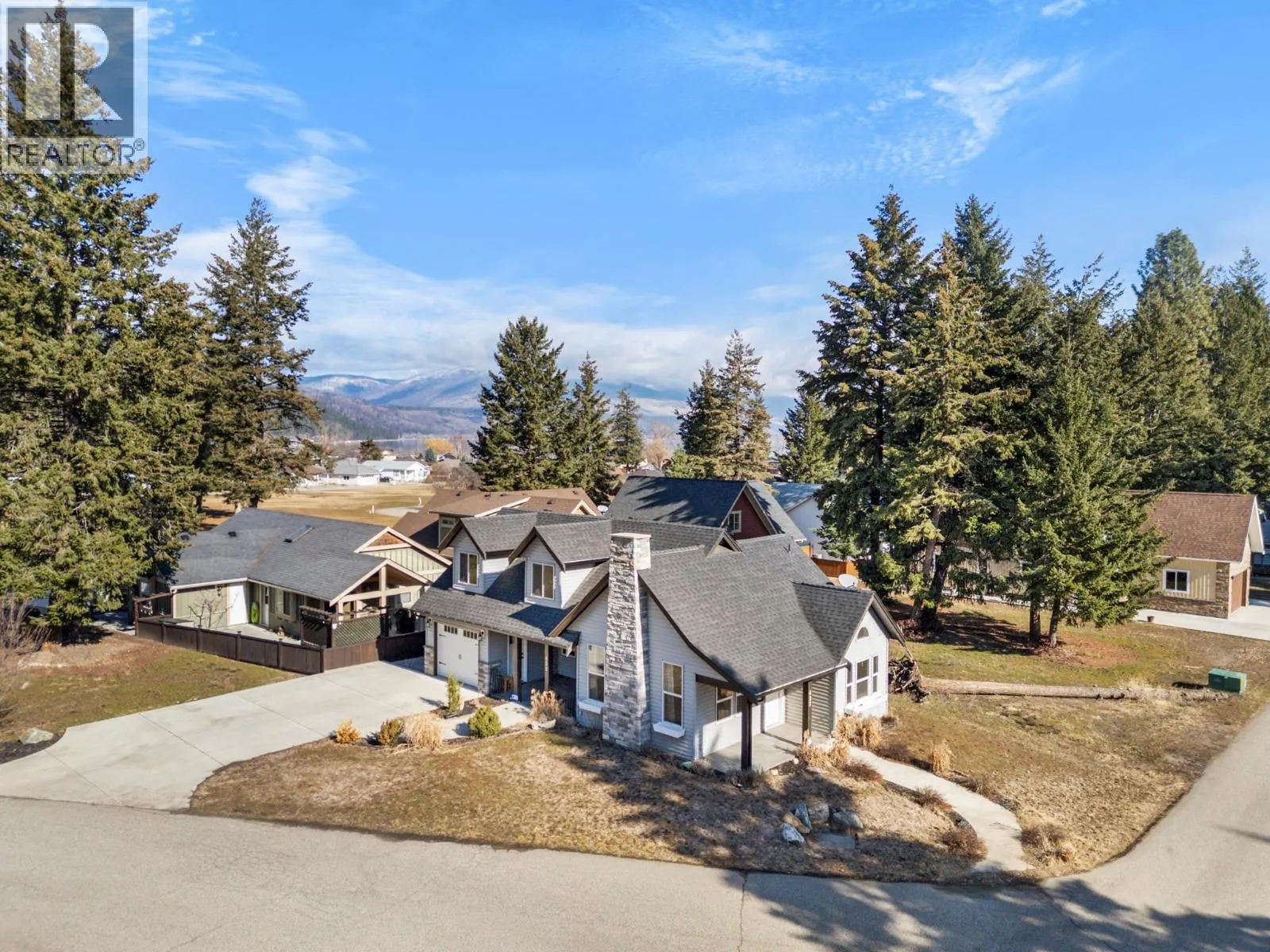 427 Hummingbird Avenue