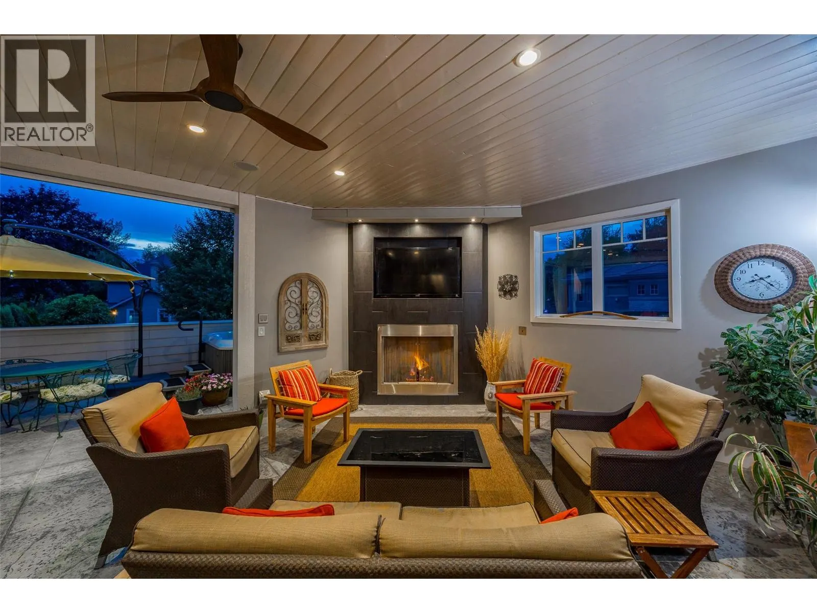 2410 Abbott Street Unit# 4