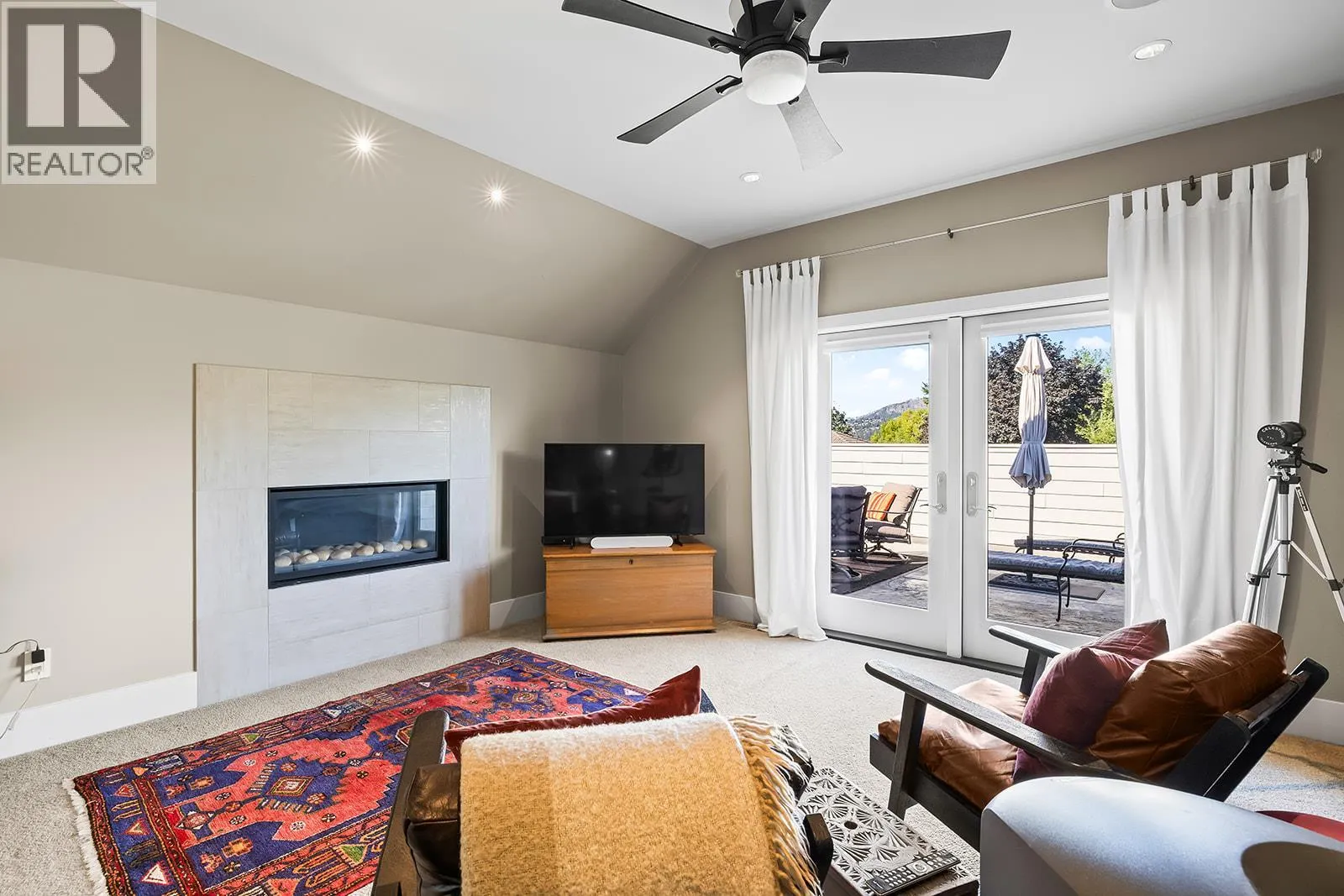 2410 Abbott Street Unit# 4