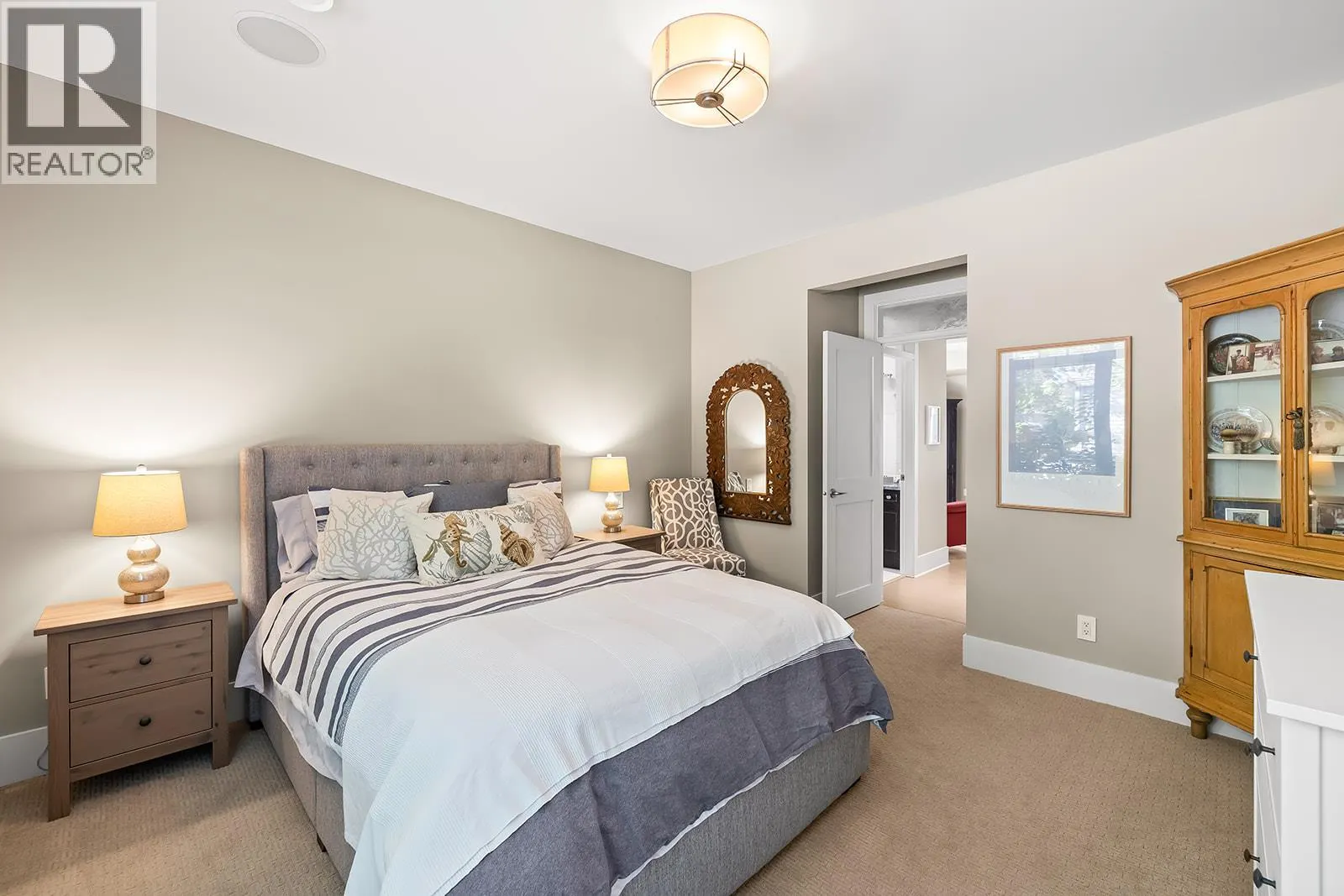 2410 Abbott Street Unit# 4