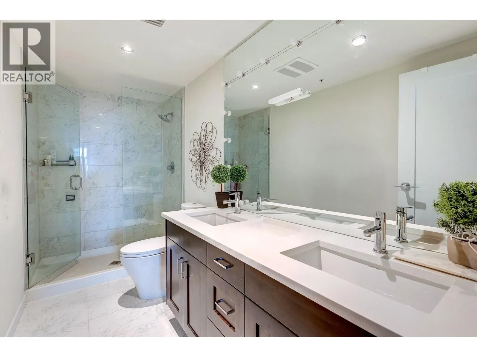 485 Groves Avenue Unit# 406