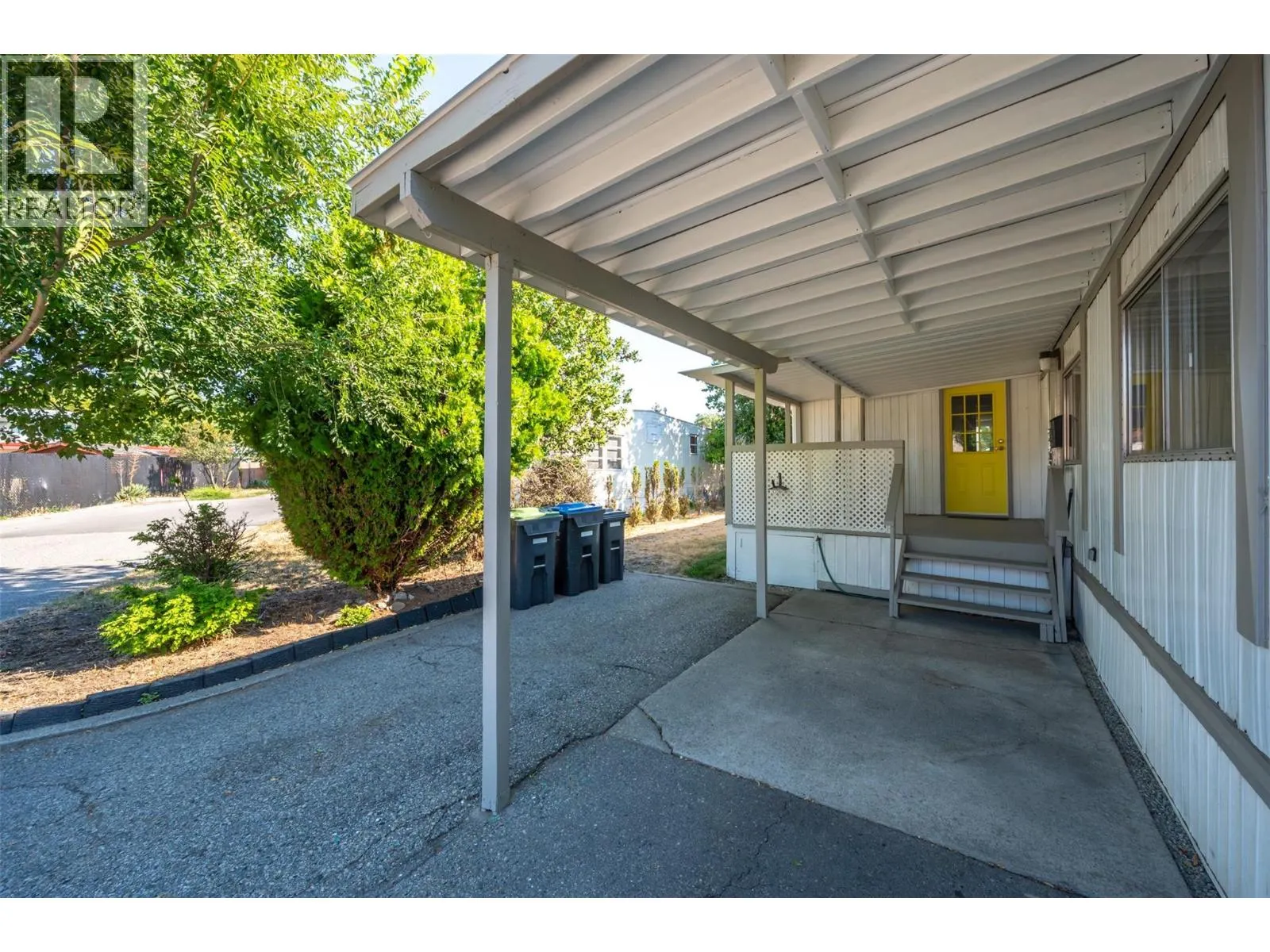 197 Dauphin Avenue Unit# 14