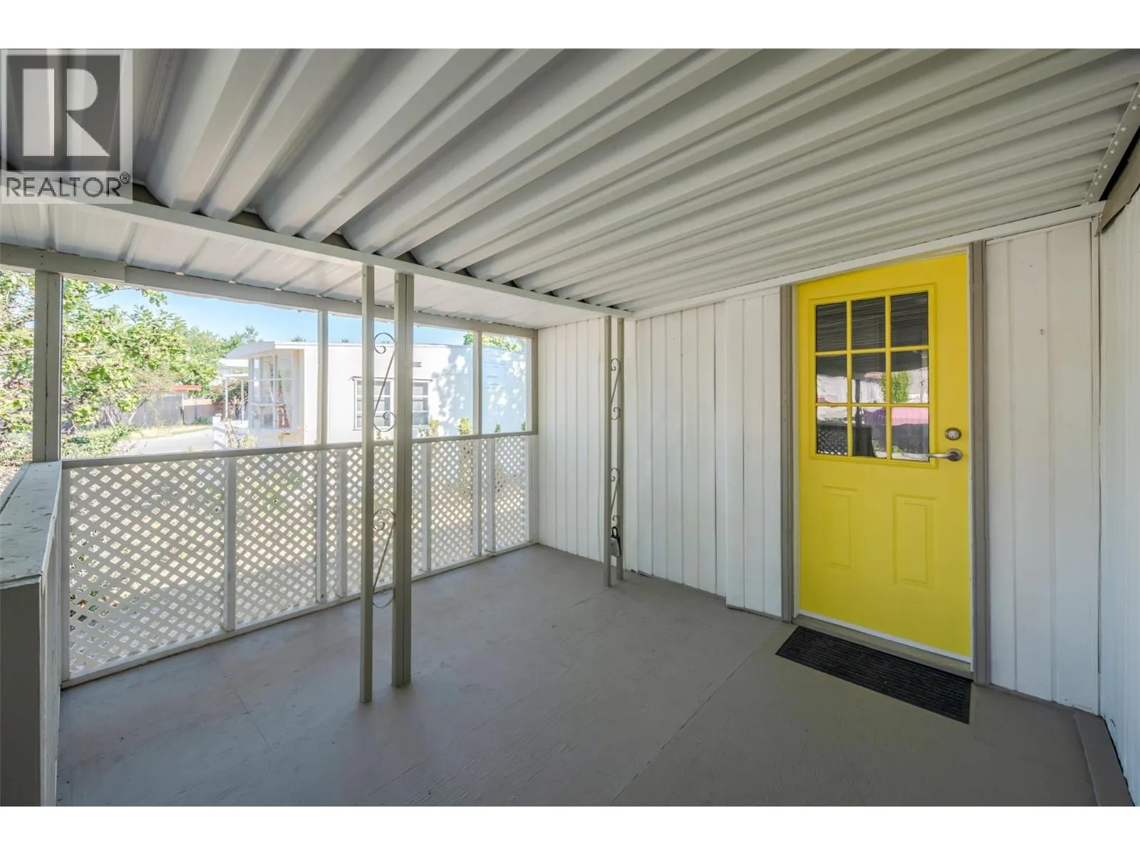 197 Dauphin Avenue Unit# 14