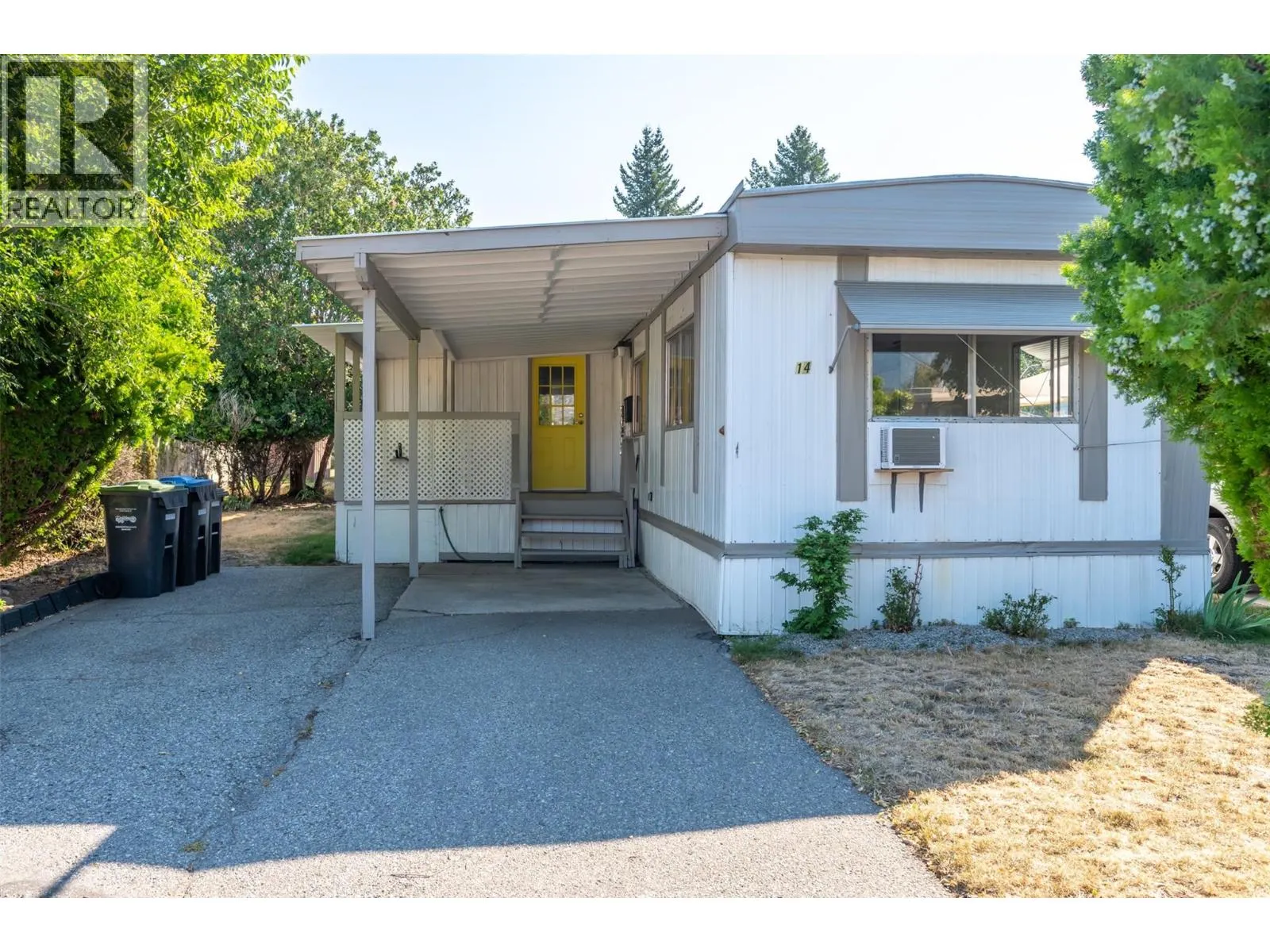 197 Dauphin Avenue Unit# 14