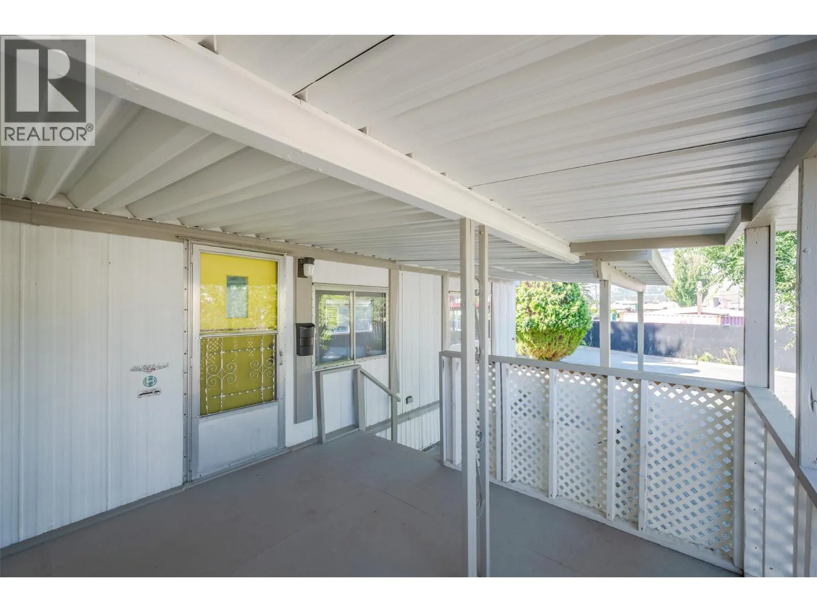 197 Dauphin Avenue Unit# 14