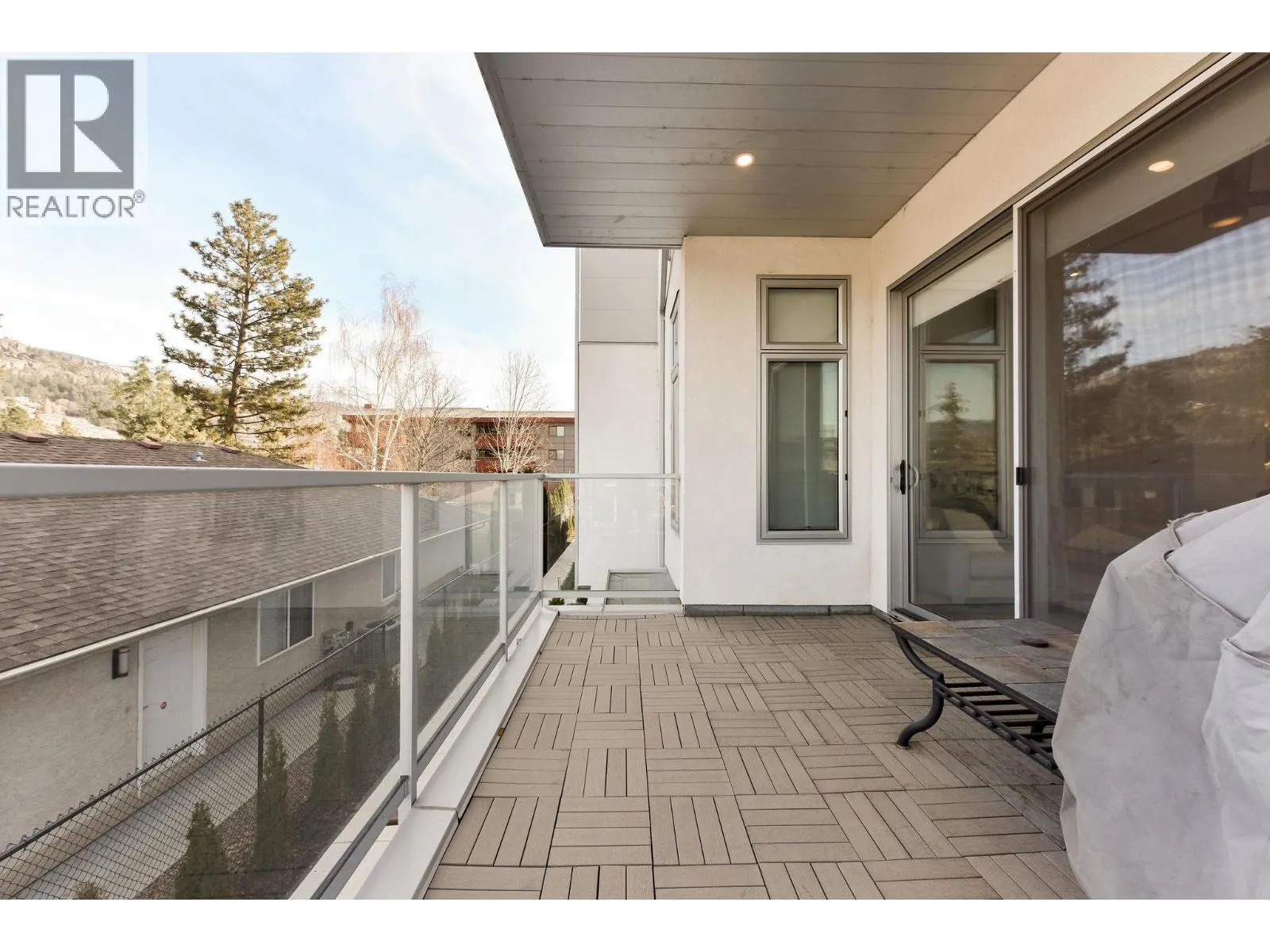 222 Lee Avenue Unit# 101