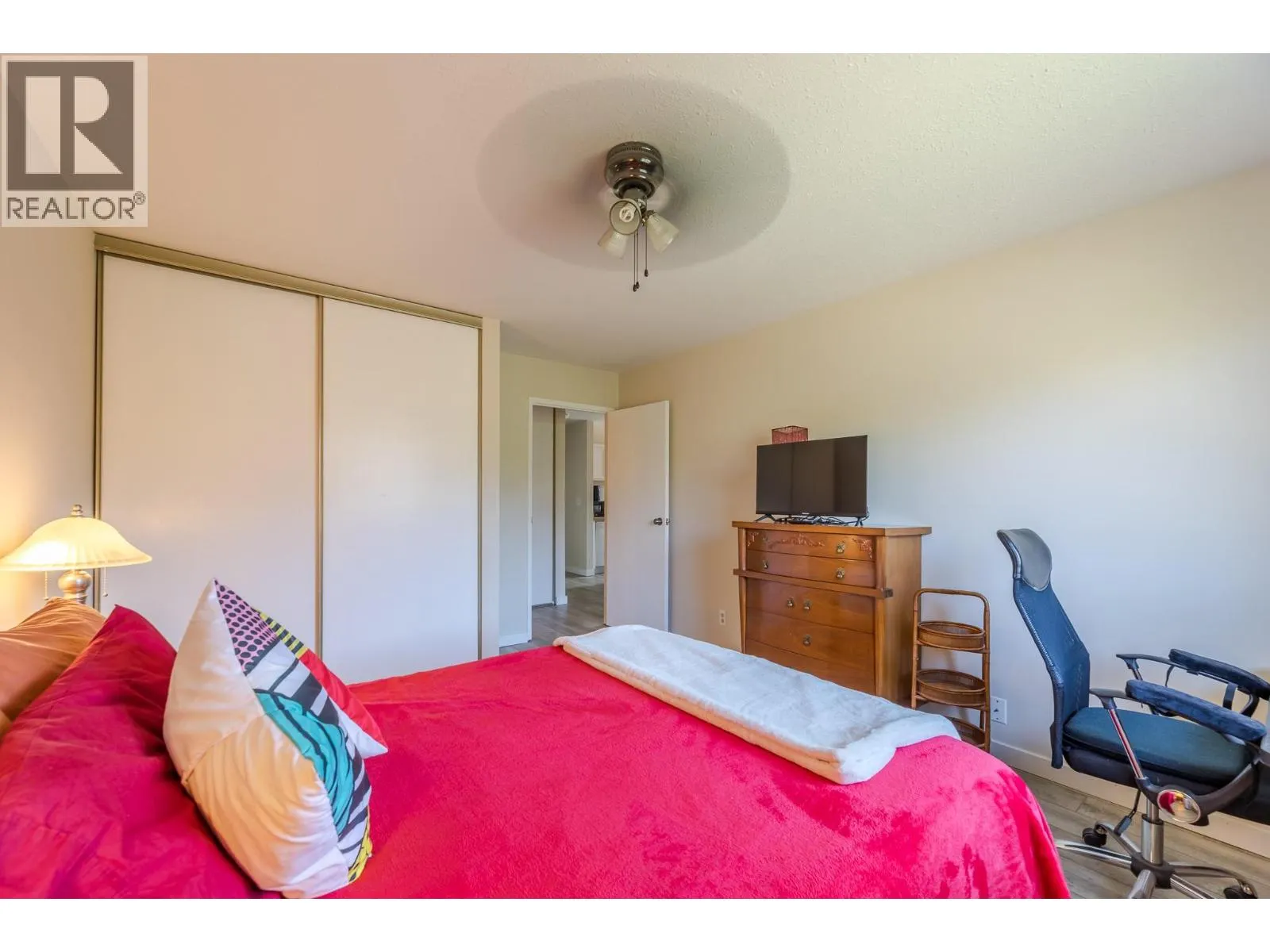 150 Skaha Place Unit# 313