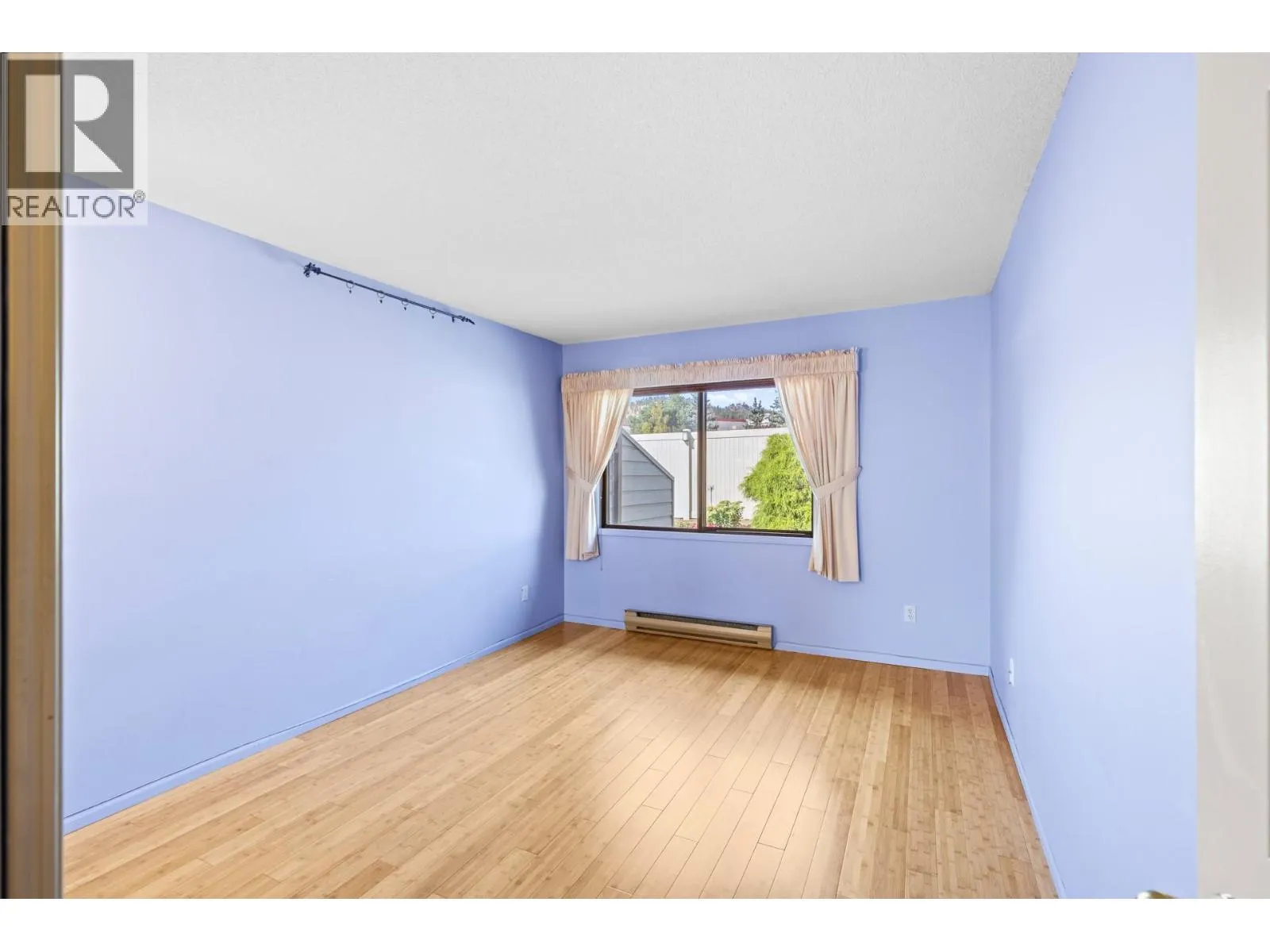 1765 Leckie Road Unit# 129