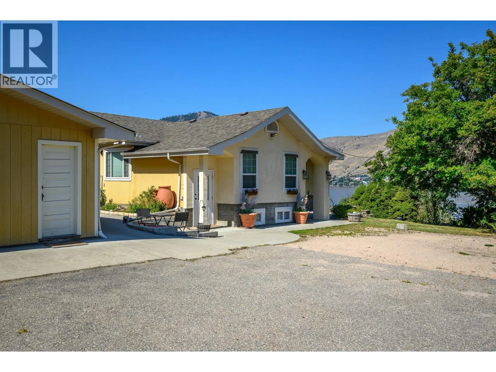 7848 Okanagan Landing Bench Road