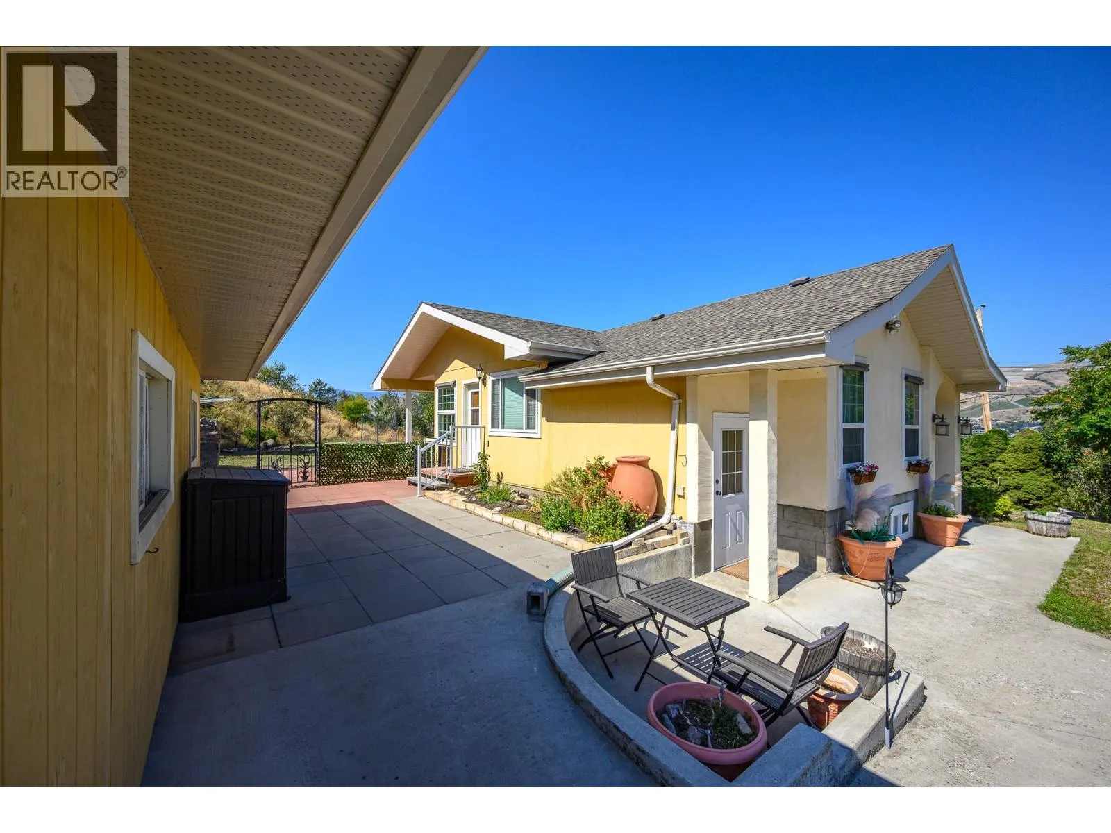 7848 Okanagan Landing Bench Road