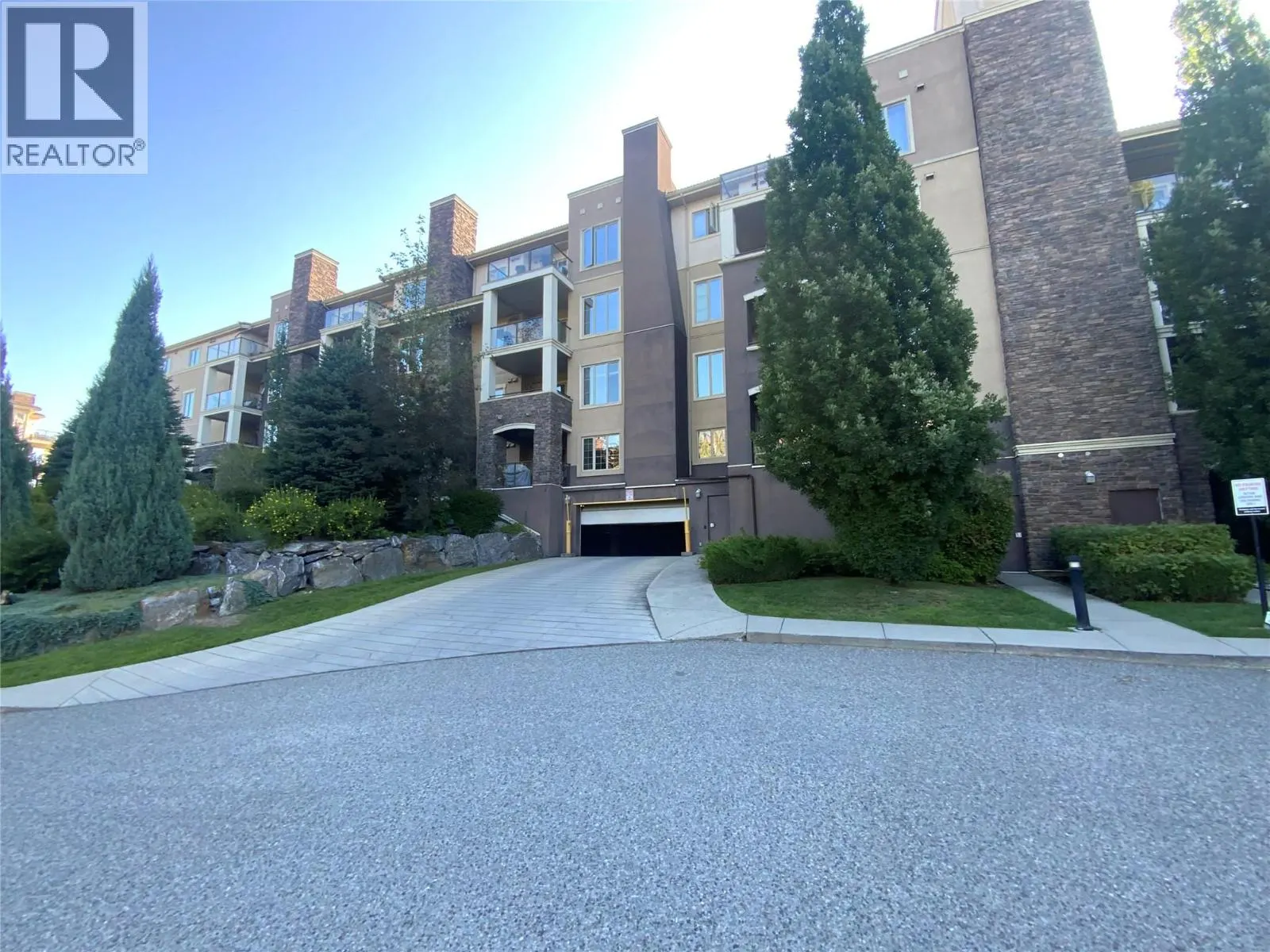 1873 Country Club Road Unit# 2222