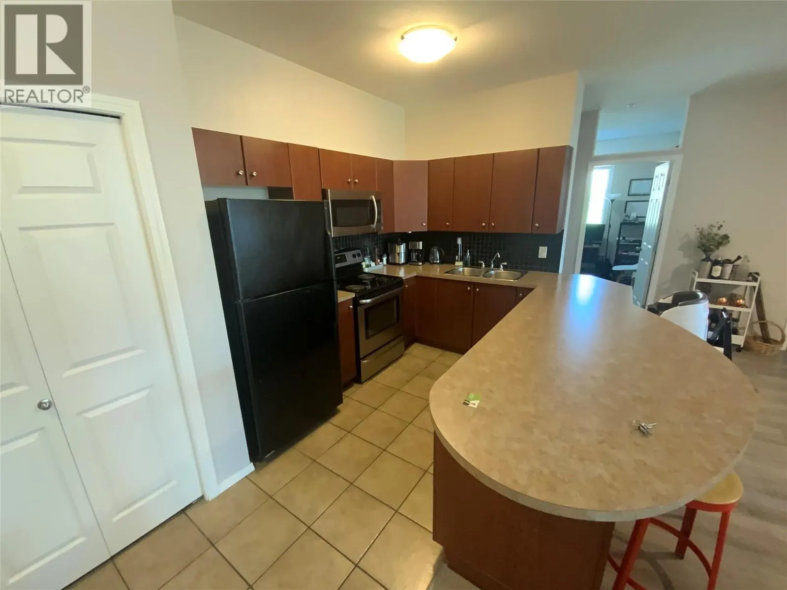 1873 Country Club Road Unit# 2222