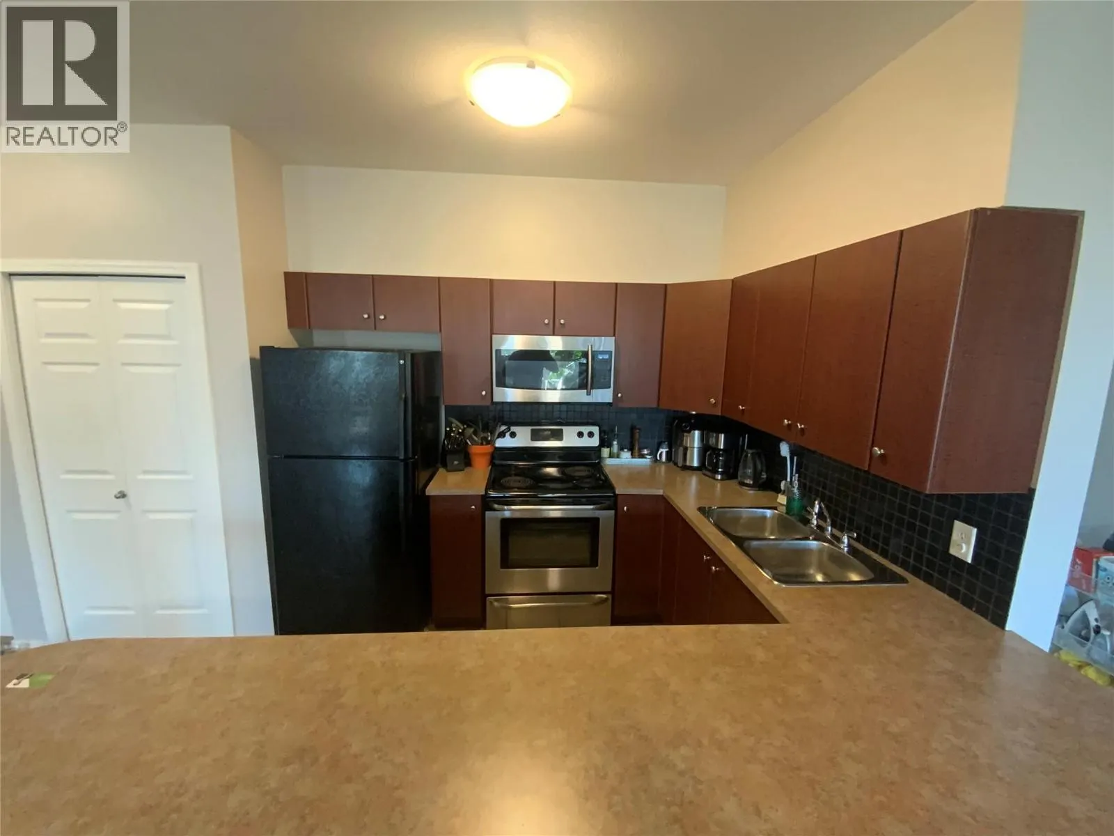 1873 Country Club Road Unit# 2222