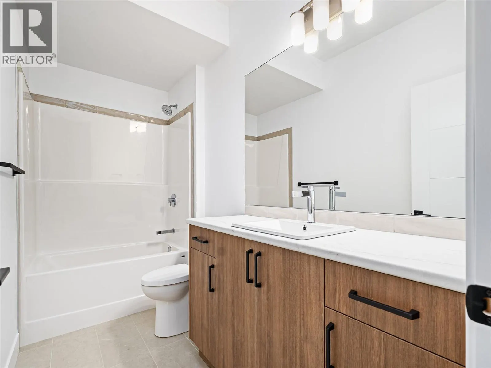 7735 OKANAGAN HILLS Boulevard Unit# 66
