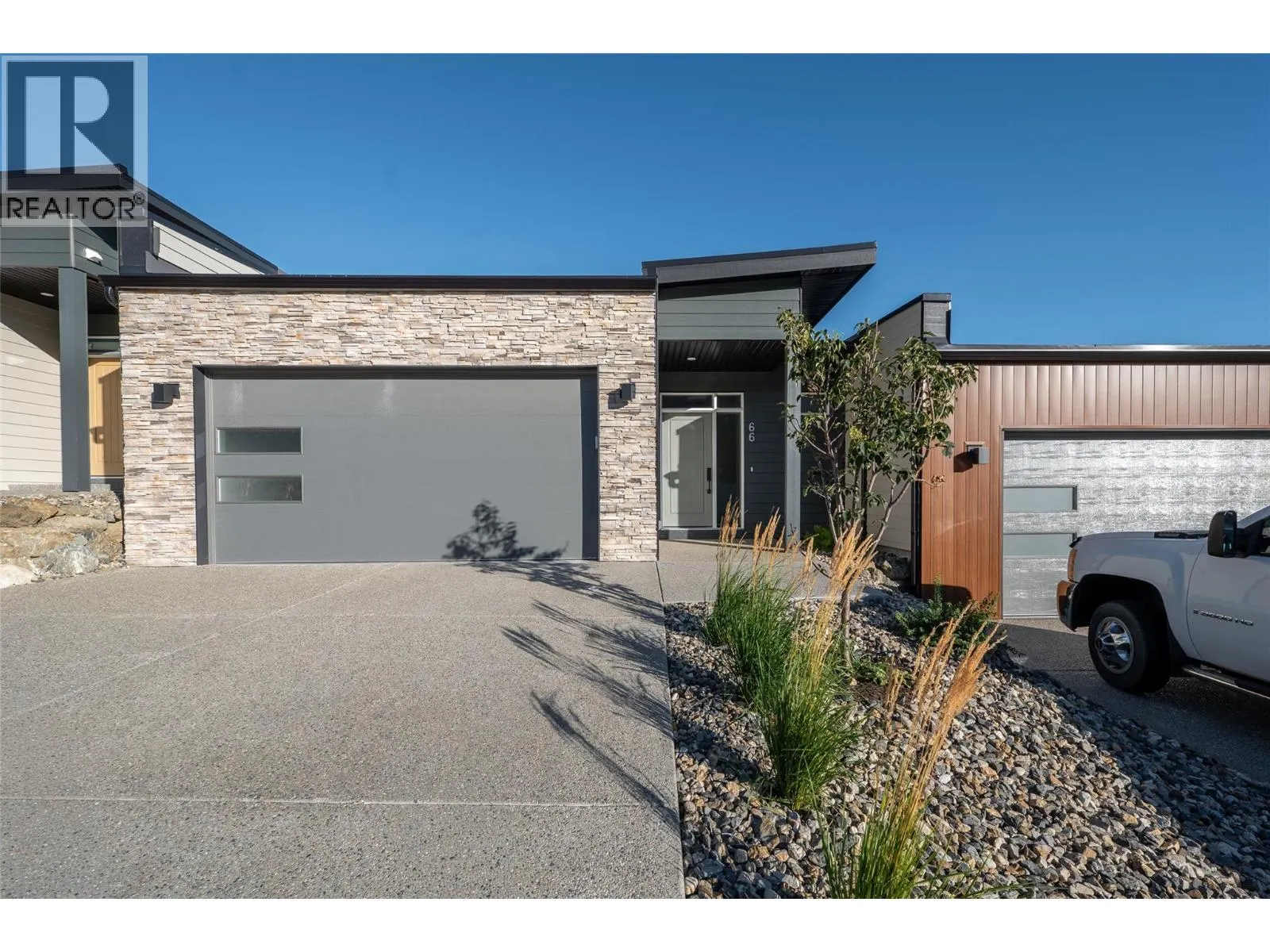 7735 OKANAGAN HILLS Boulevard Unit# 66