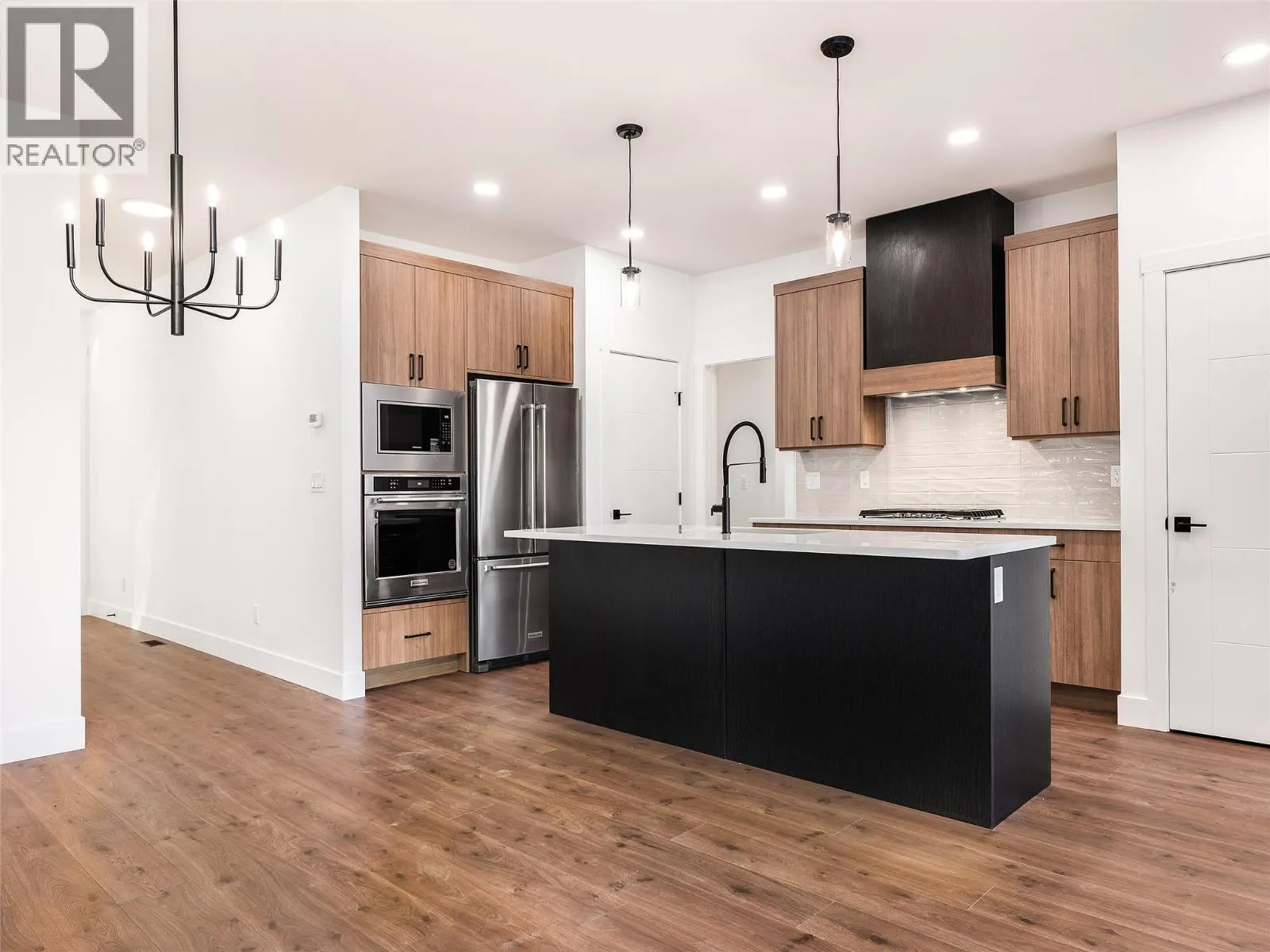 7735 OKANAGAN HILLS Boulevard Unit# 66
