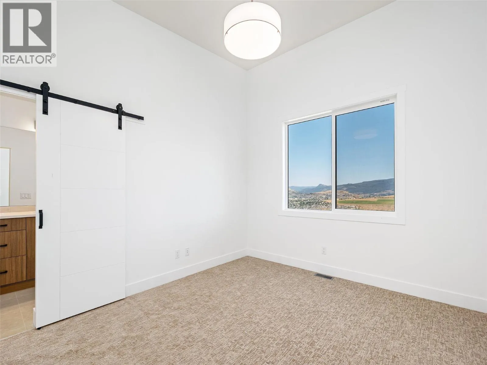 7735 OKANAGAN HILLS Boulevard Unit# 66