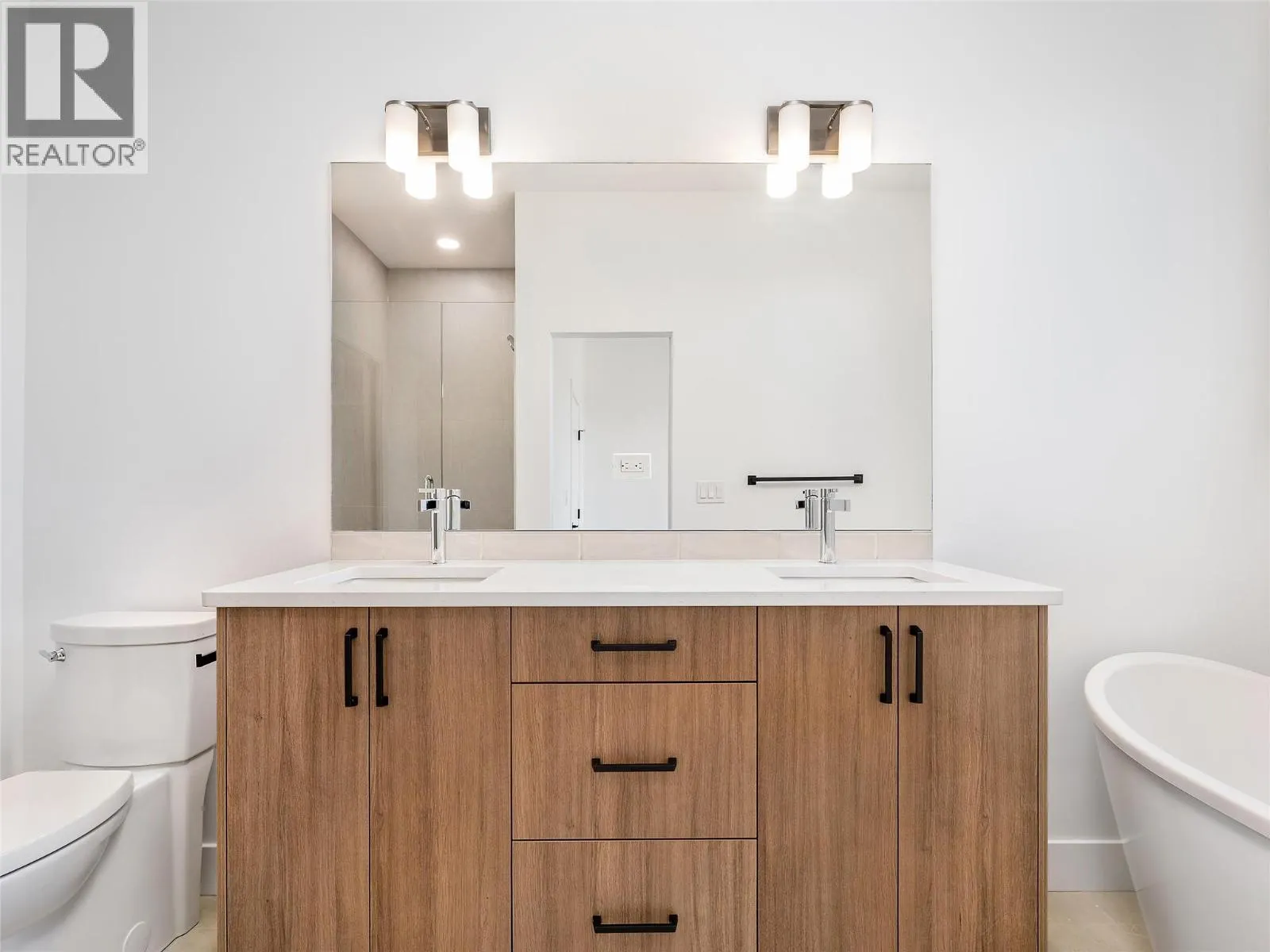 7735 OKANAGAN HILLS Boulevard Unit# 66