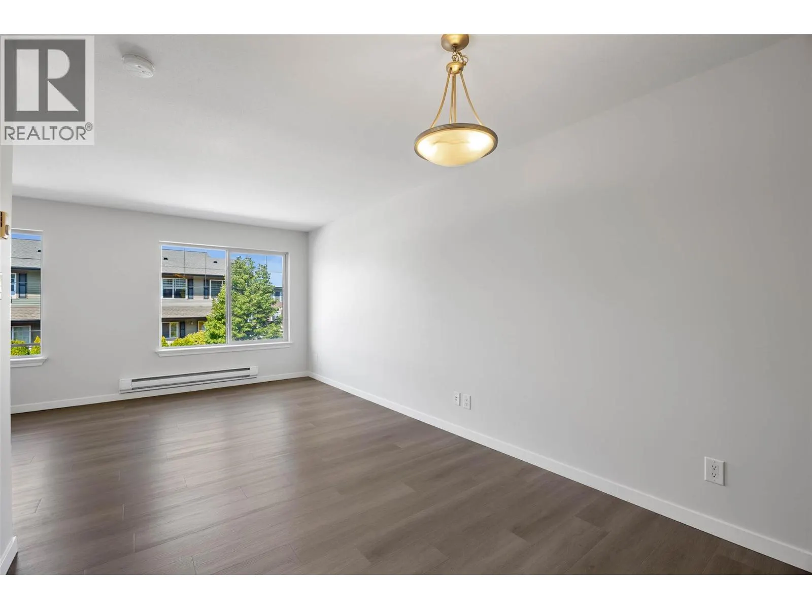 1970 Braeview Place Unit# 19