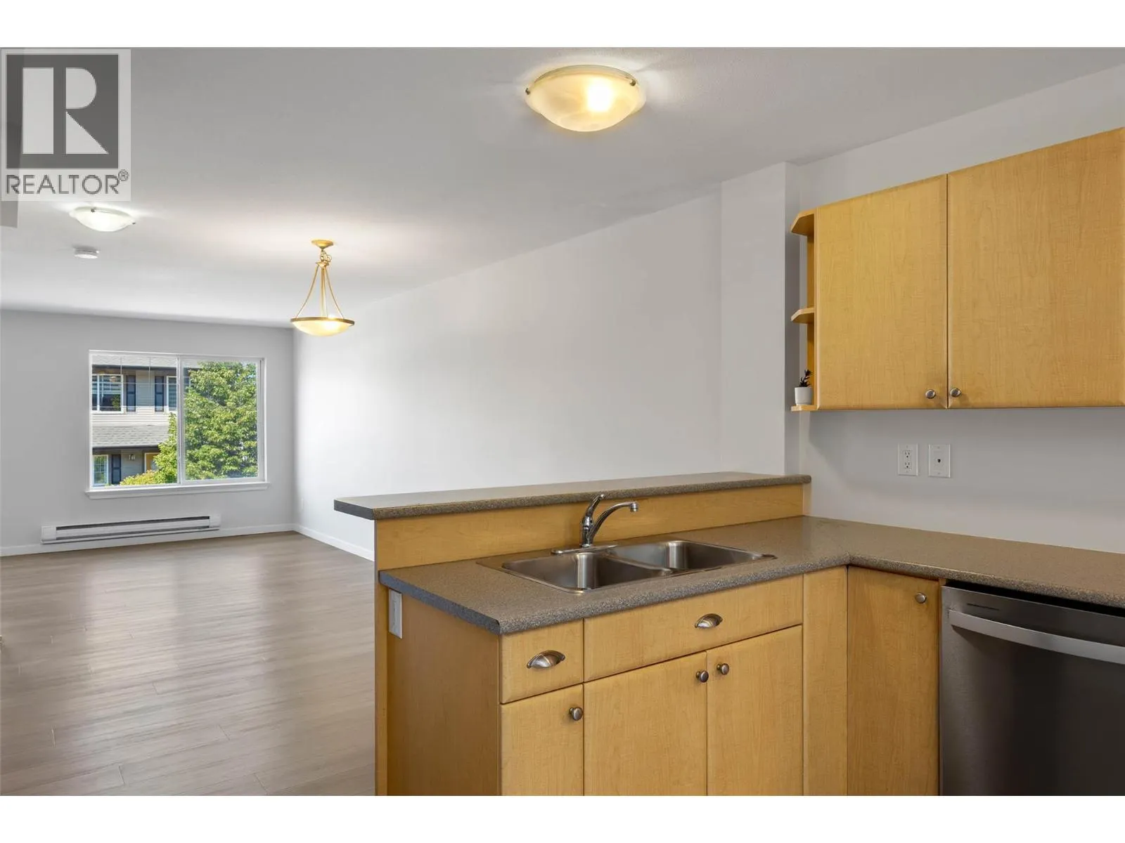 1970 Braeview Place Unit# 19