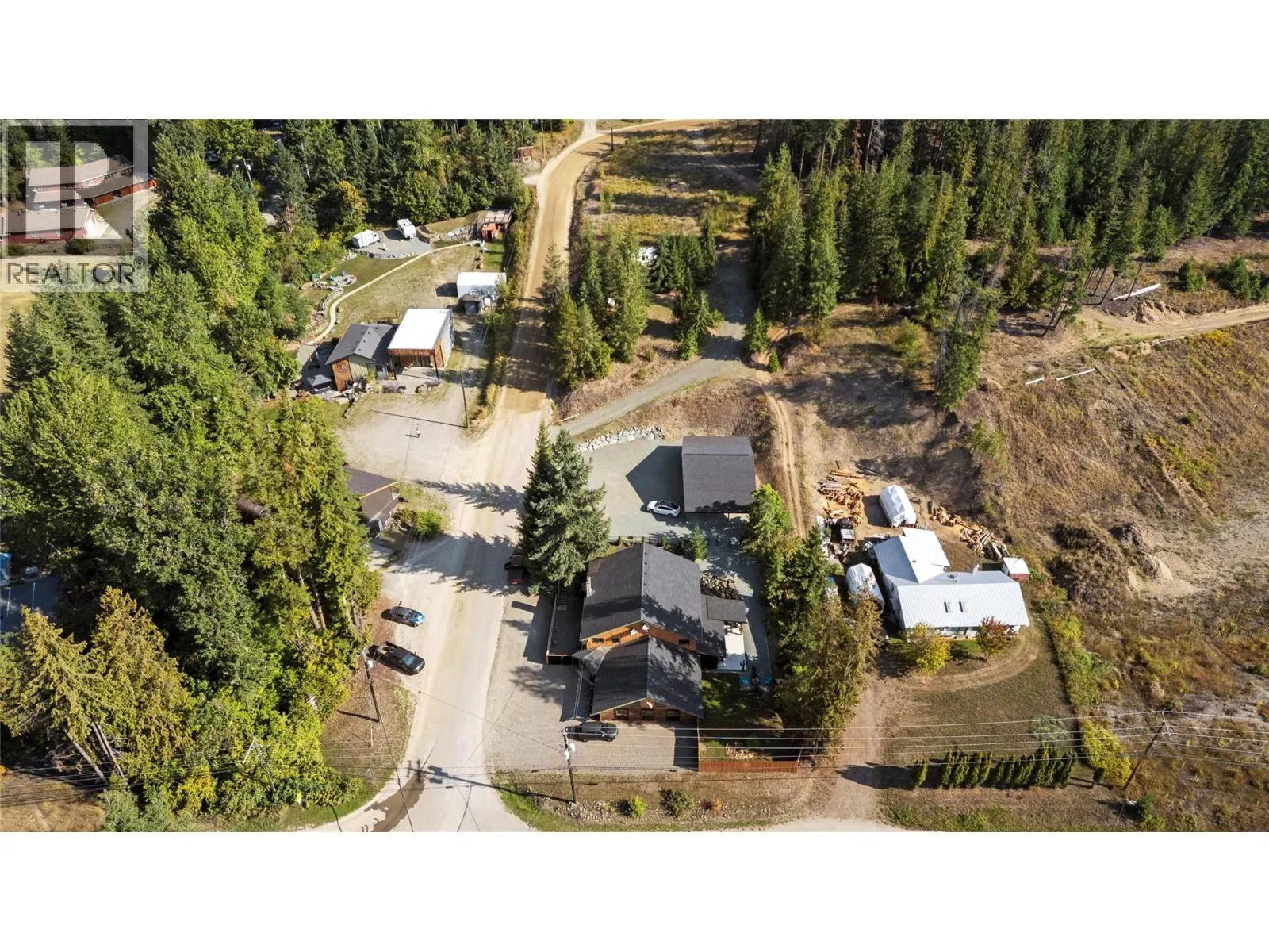 5327 Squilax Anglemont Road