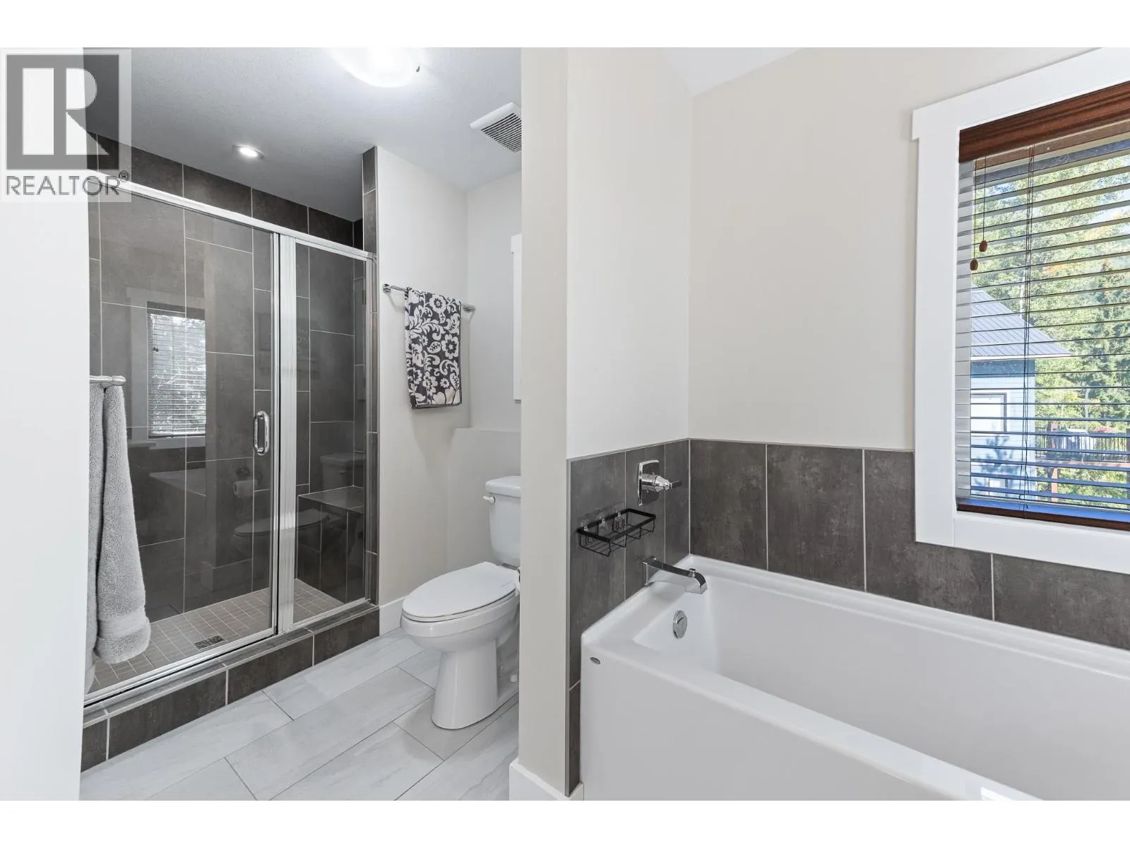 12 Alpine Trail Place