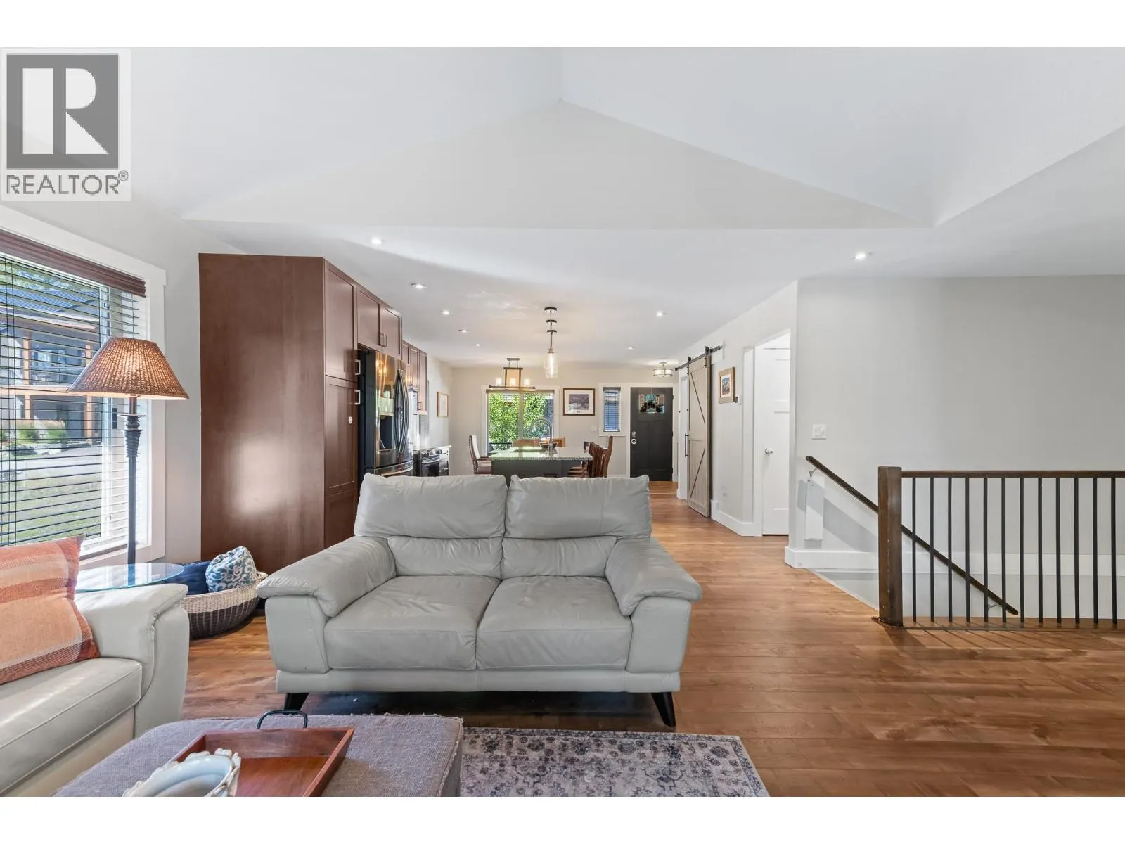 12 Alpine Trail Place