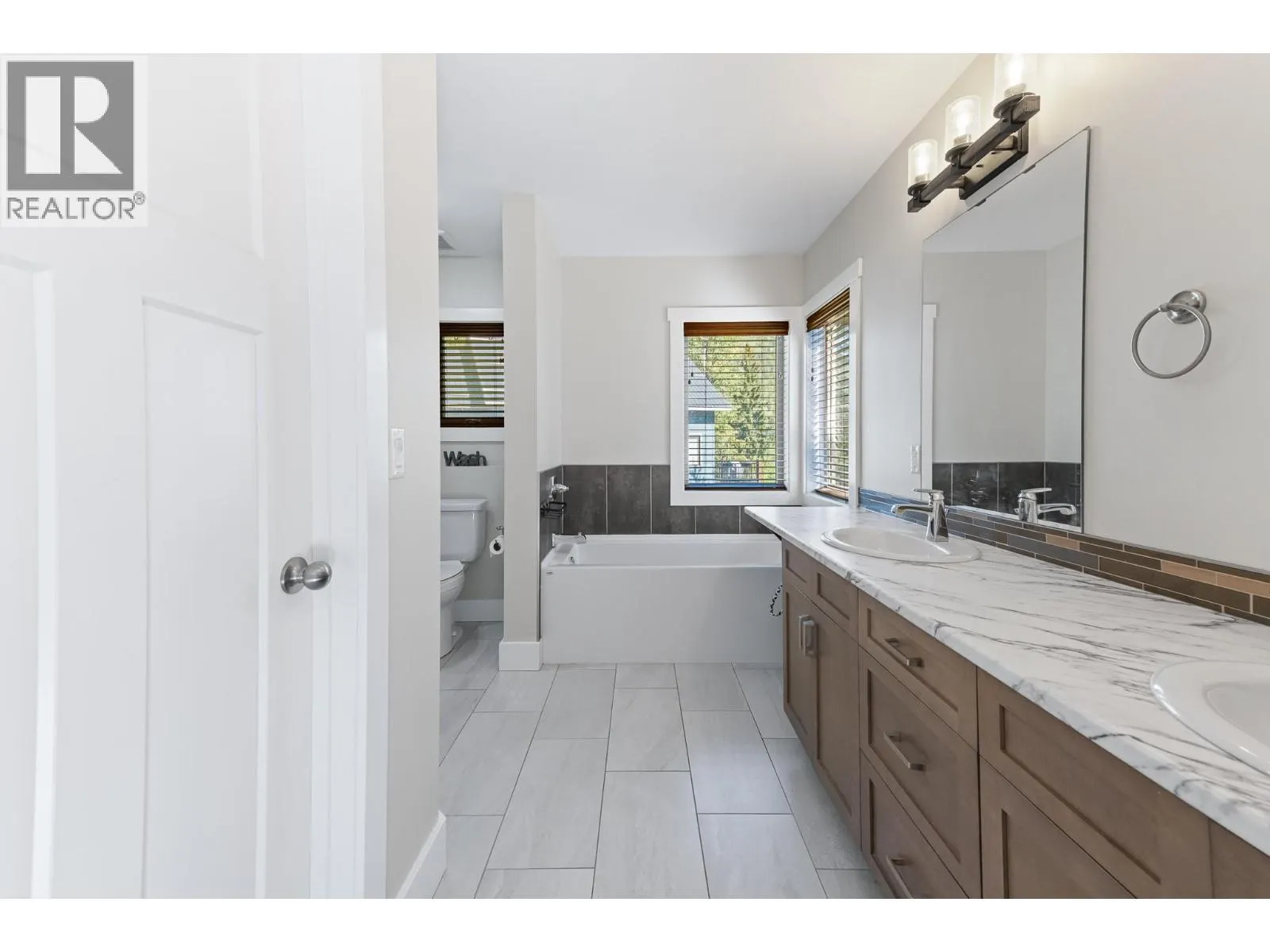12 Alpine Trail Place
