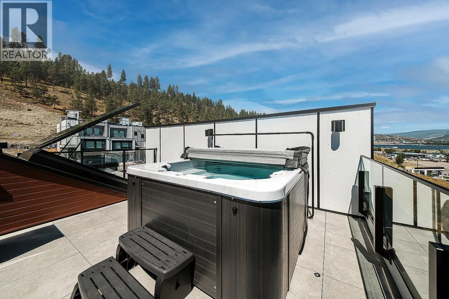 2100 CAMPBELL Road Unit# 157