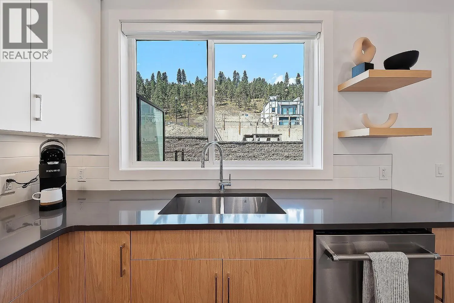 2100 CAMPBELL Road Unit# 157