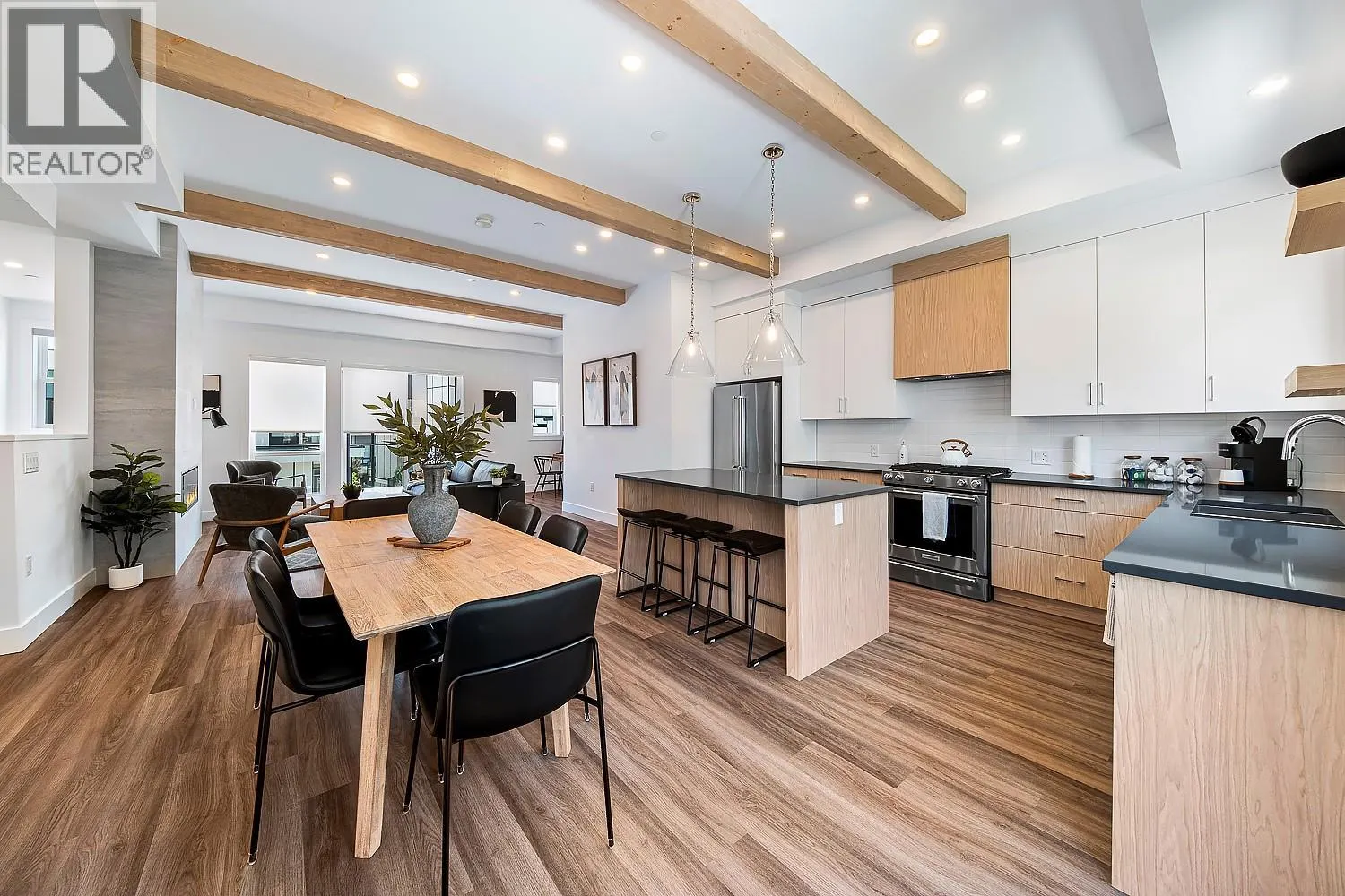 2100 CAMPBELL Road Unit# 157