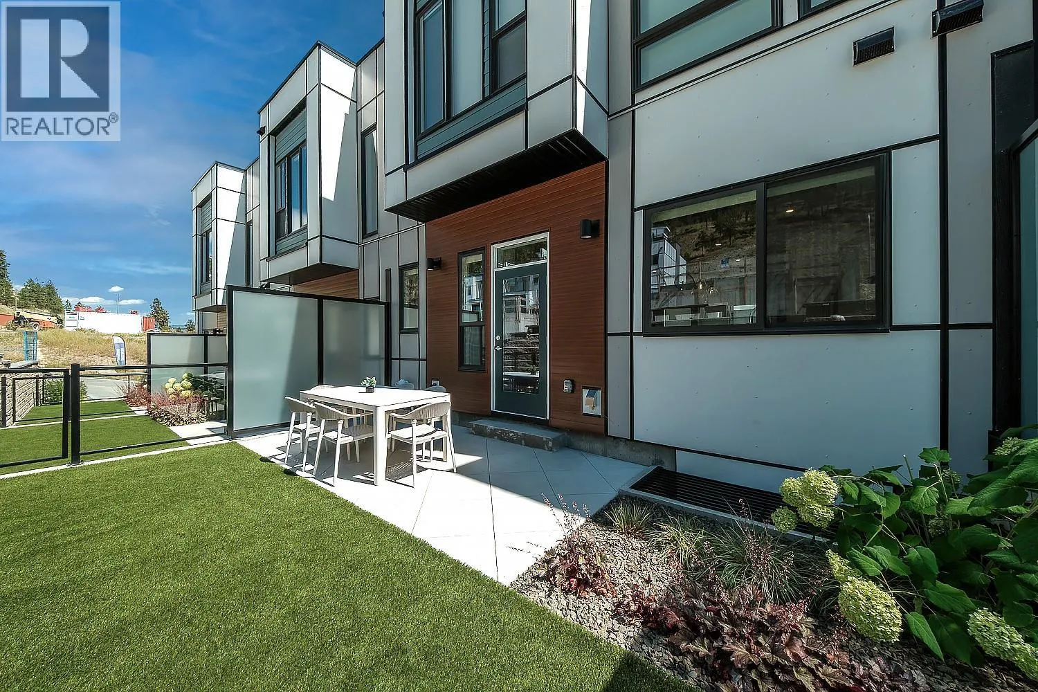 2100 CAMPBELL Road Unit# 157