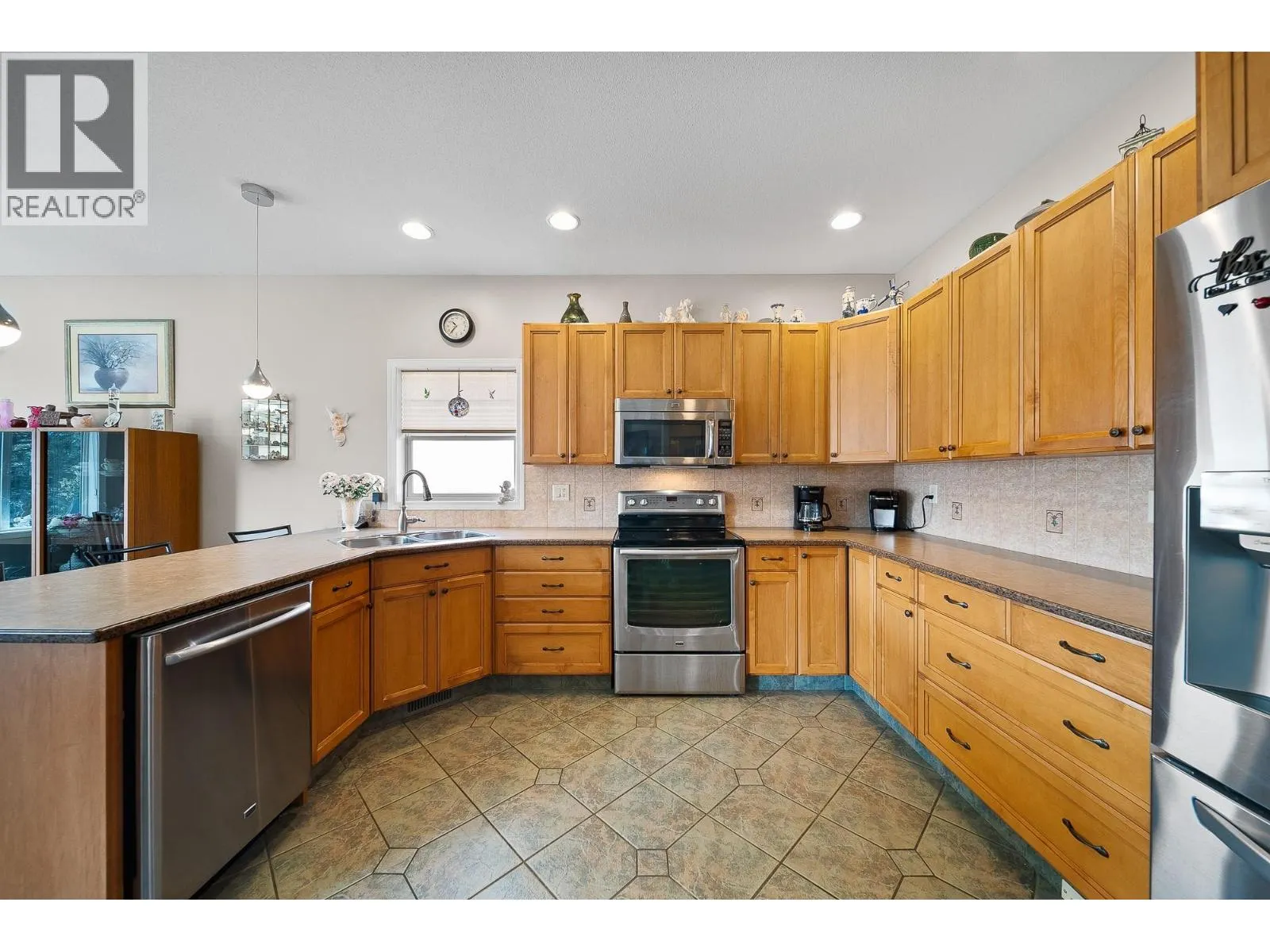 214 SAGEWOOD Drive