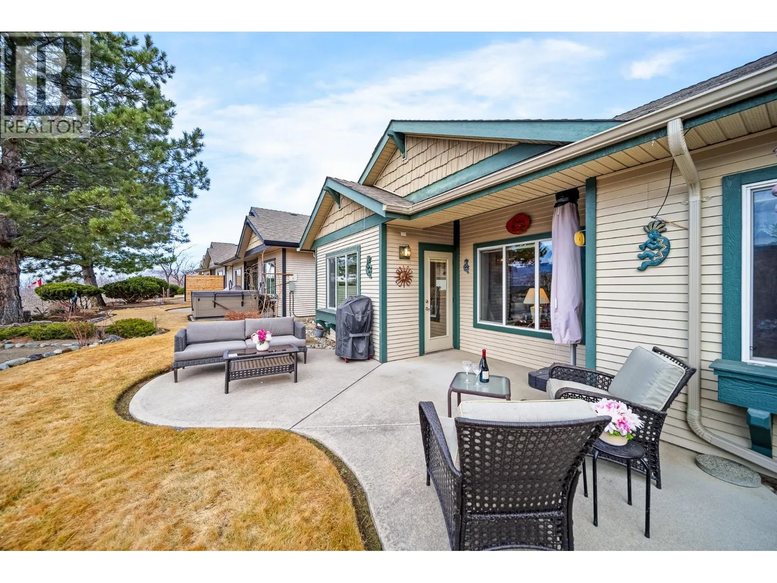 214 SAGEWOOD Drive
