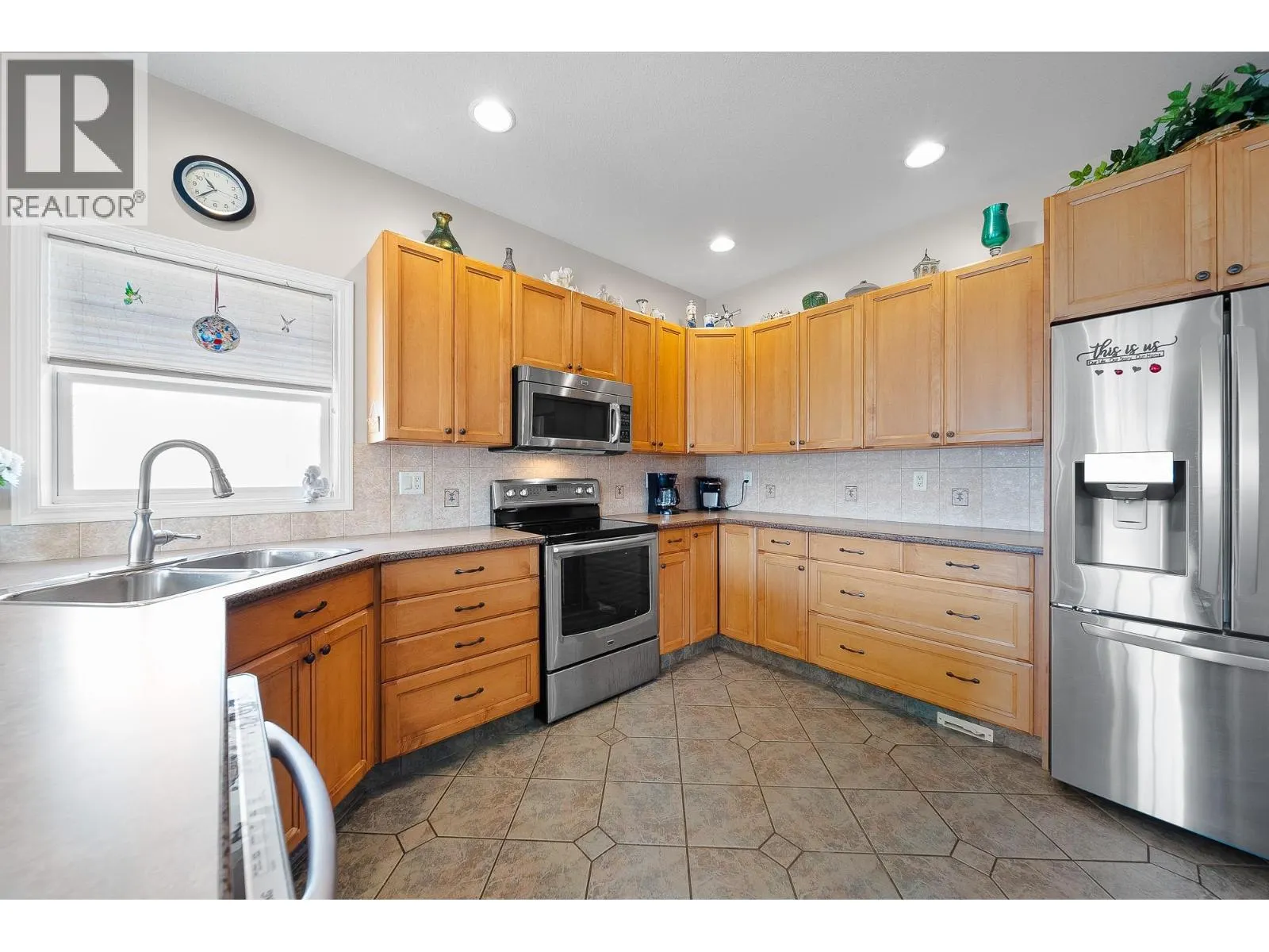 214 SAGEWOOD Drive