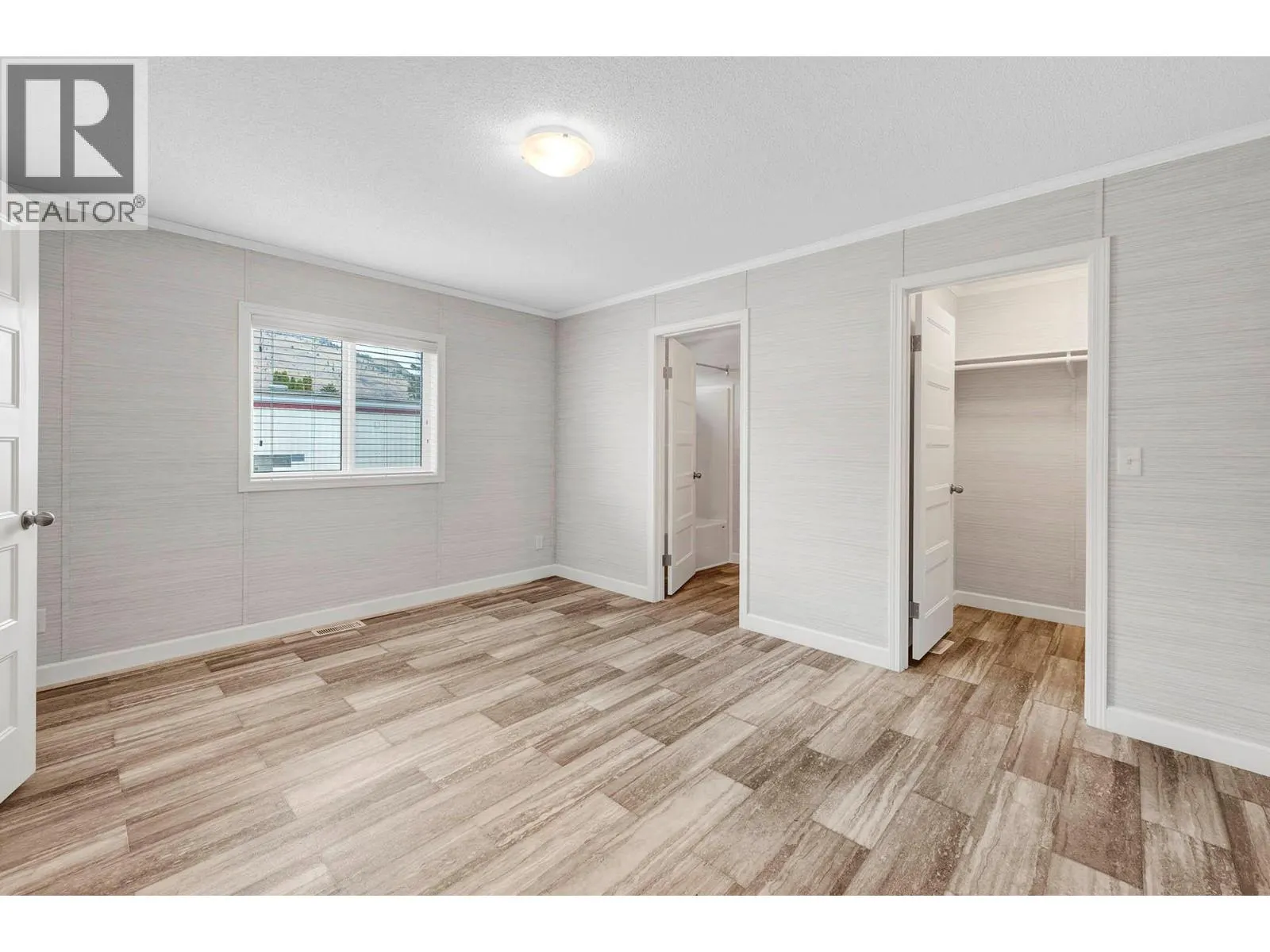 2400 OAKDALE Way Unit# 168
