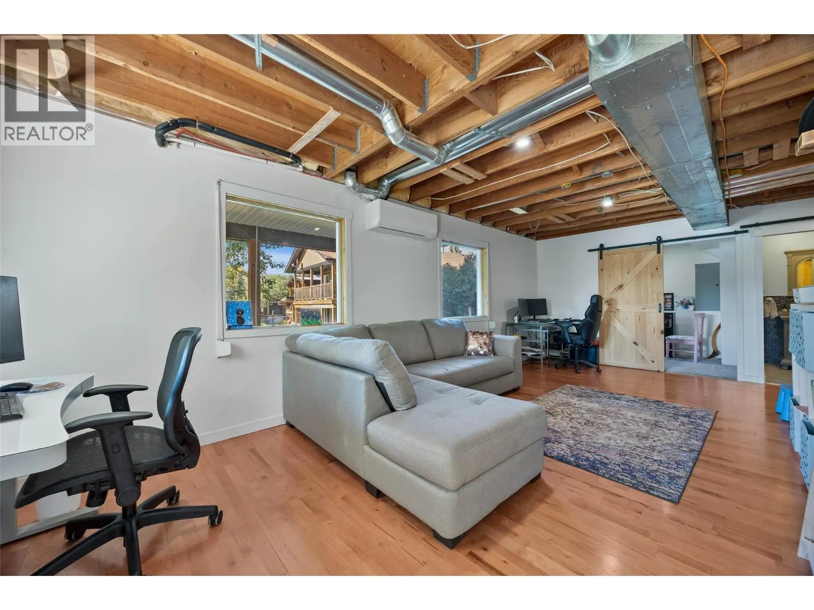 3060 MAQUINNA Road