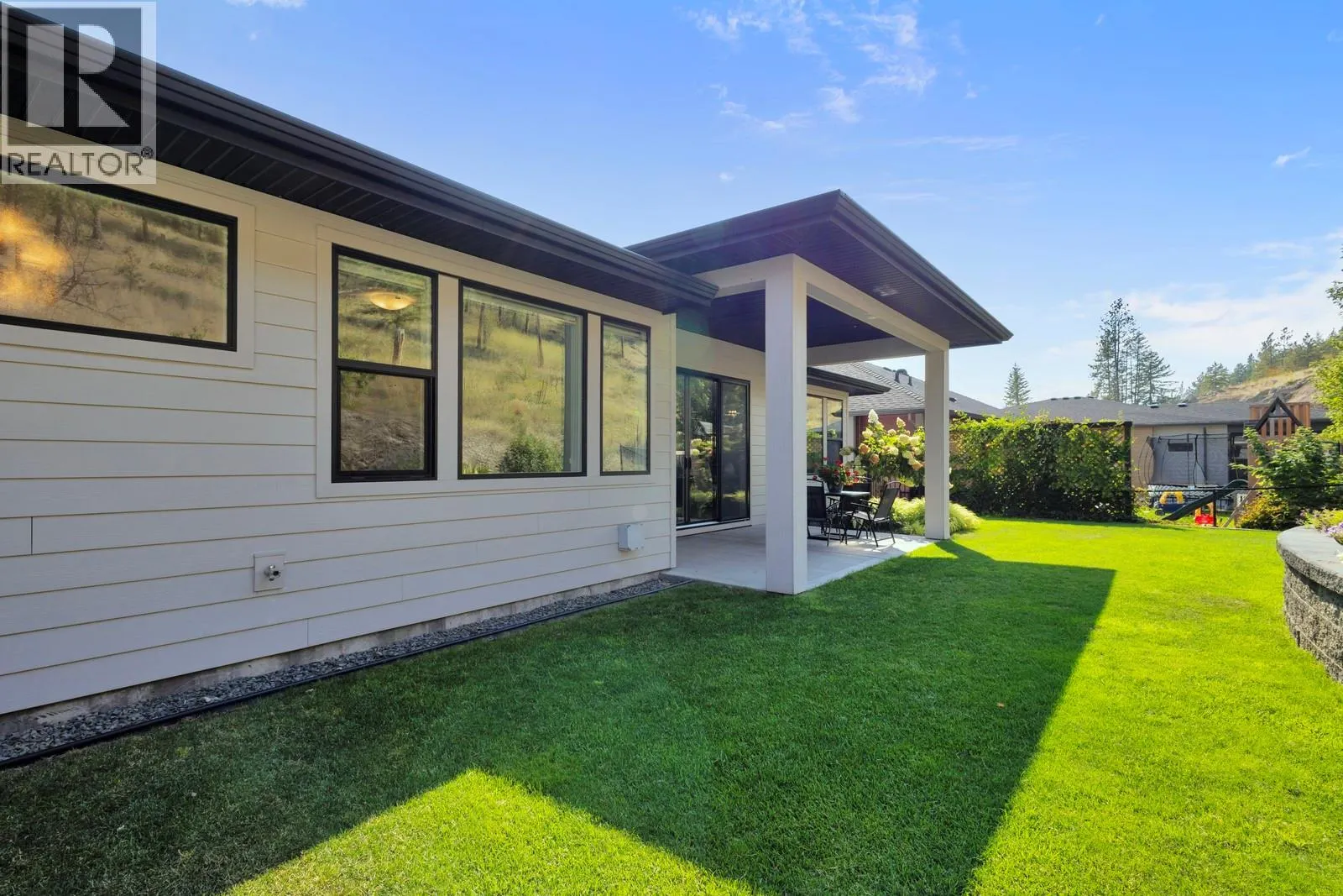 2594 Crown Crest Drive