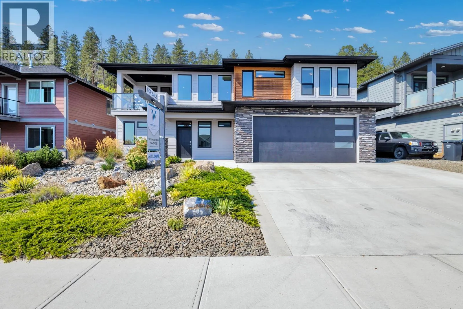 2594 Crown Crest Drive