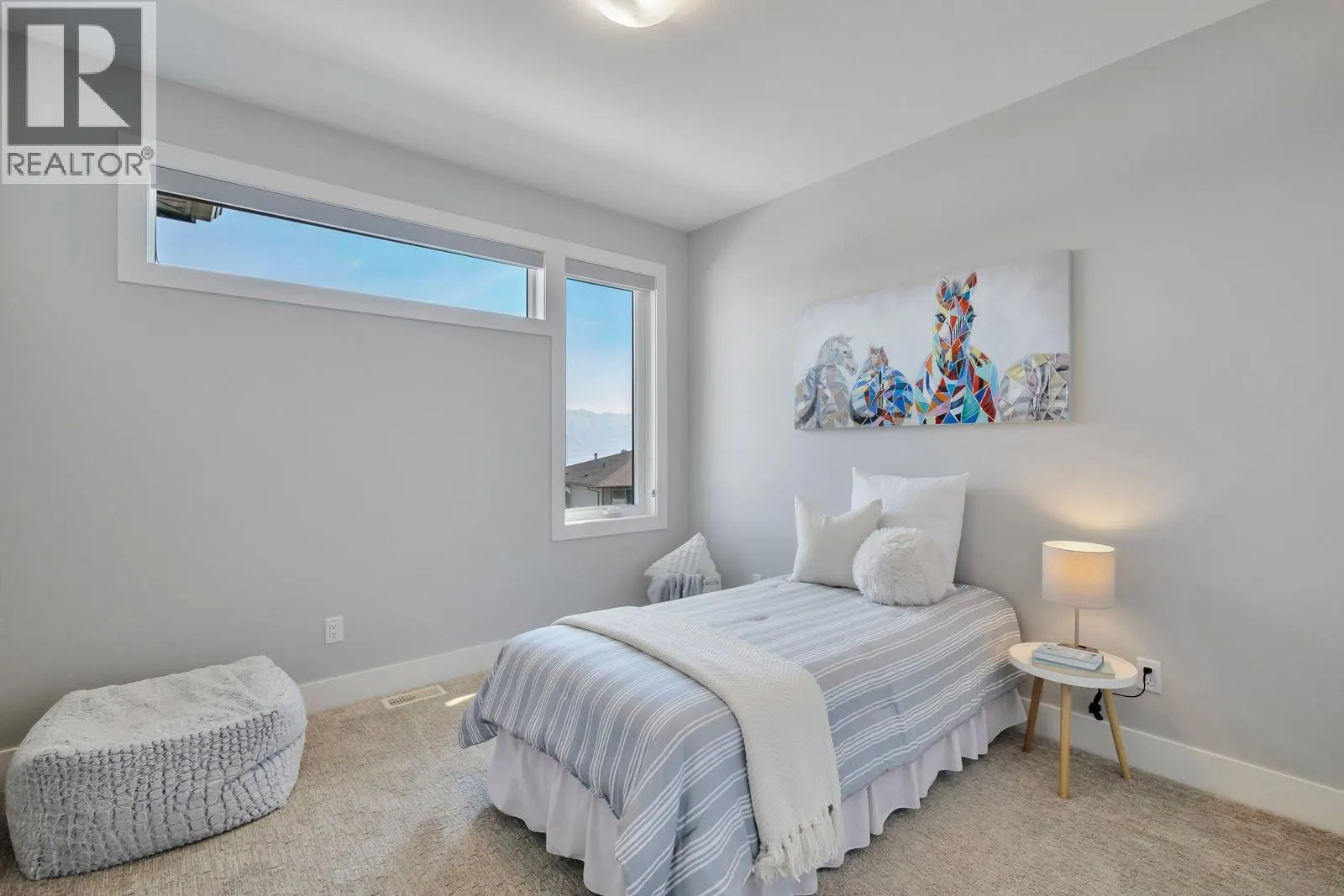 2594 Crown Crest Drive
