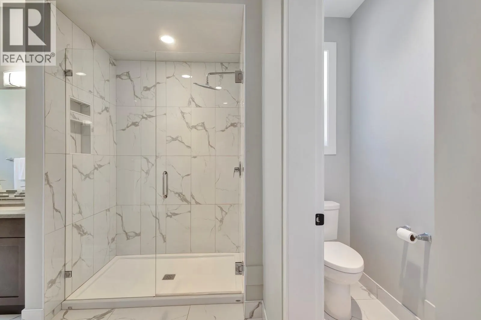 2594 Crown Crest Drive