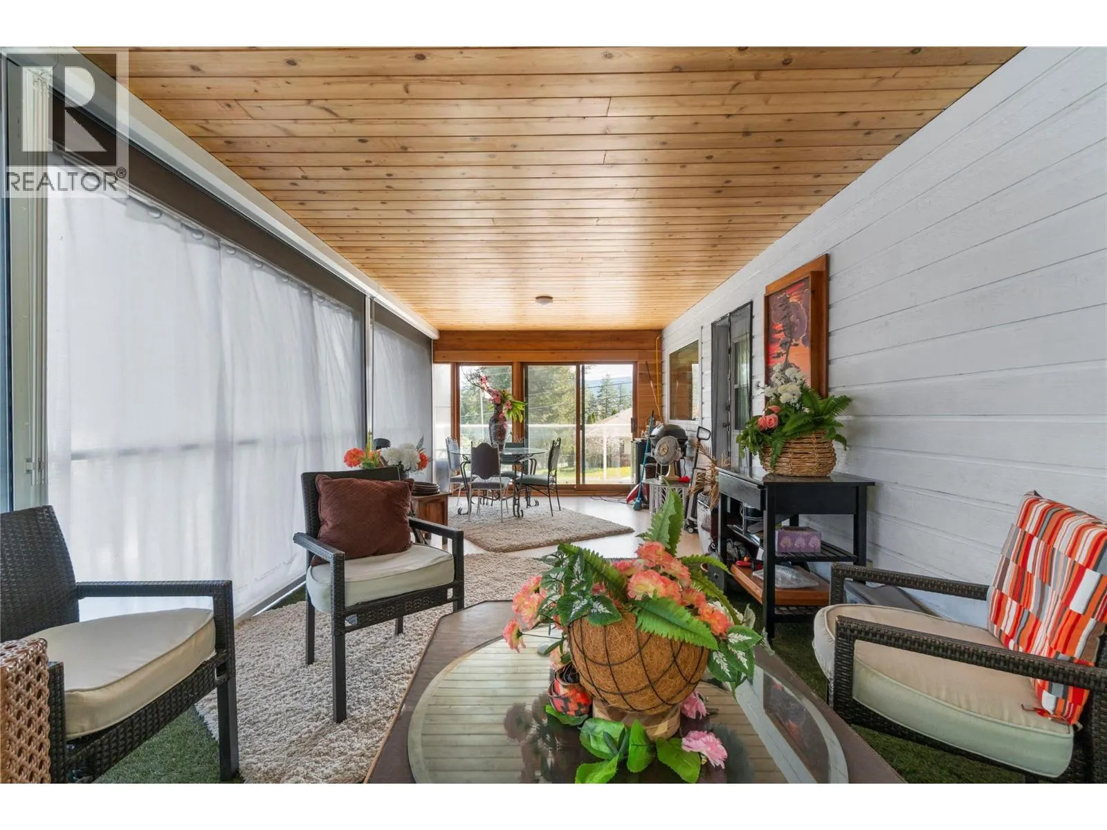 2363 Forest Drive