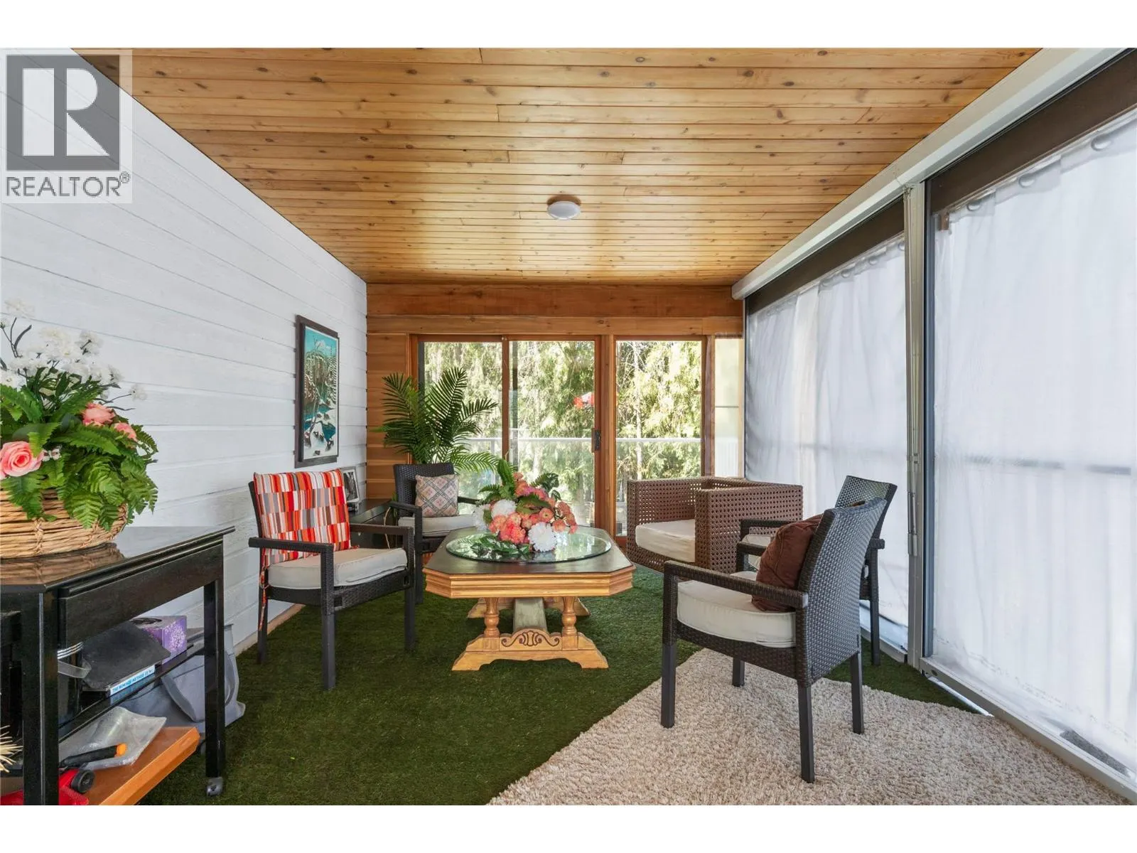 2363 Forest Drive
