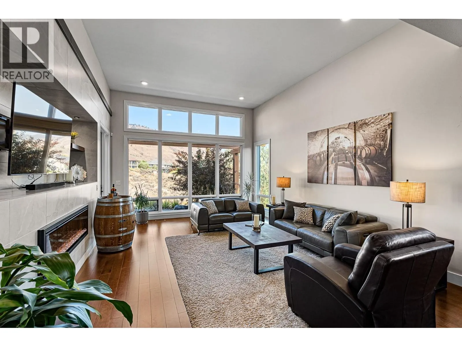 508 POINTE Place