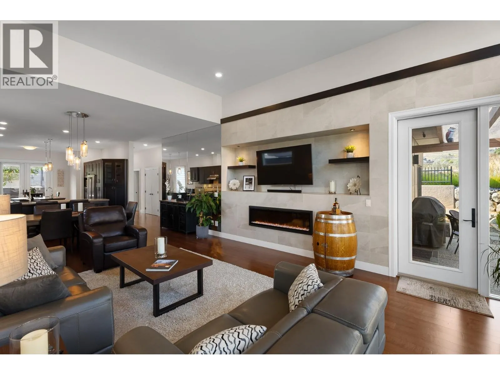 508 POINTE Place
