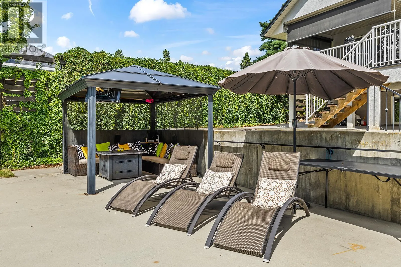 1687 Spruceglen Drive