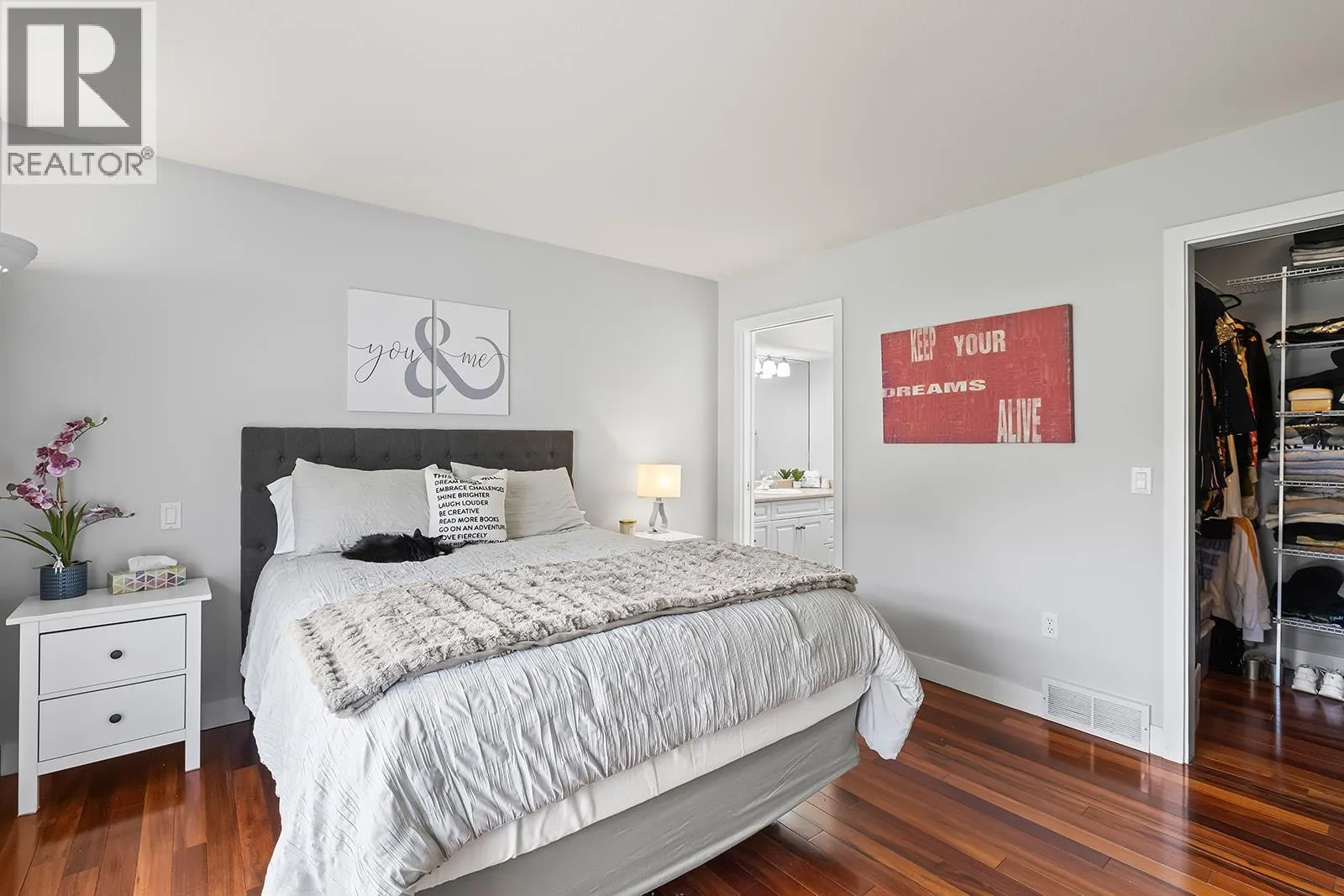 1687 Spruceglen Drive