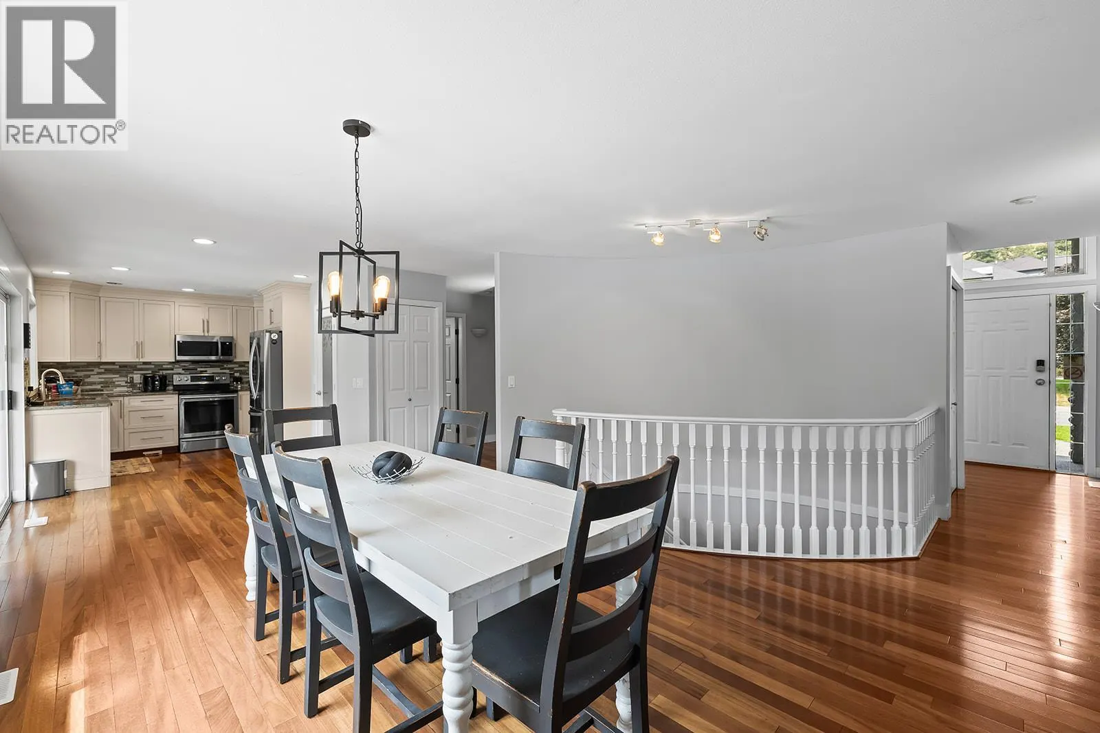 1687 Spruceglen Drive